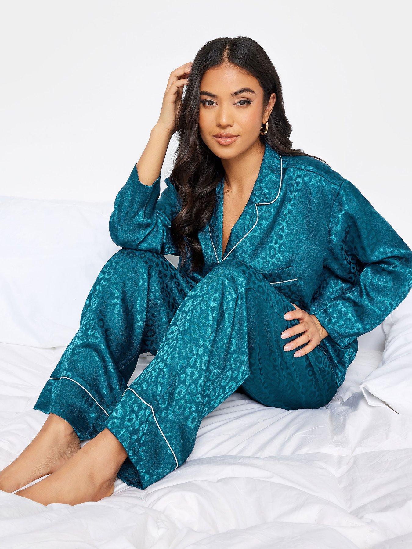 Loungeable Exclusive Satin Jacquard Spot Pajama Set in teal-Green