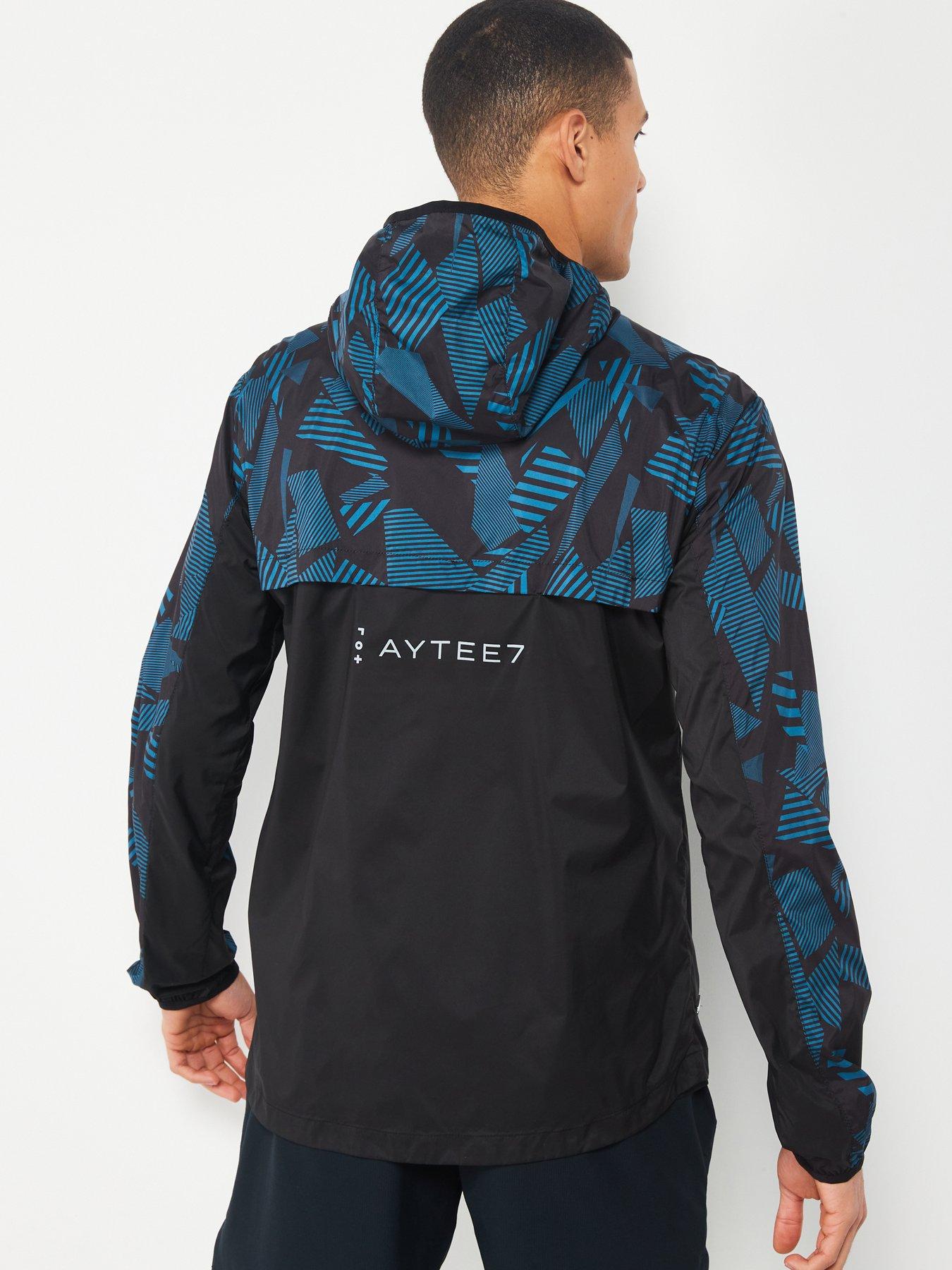 aytee7-x-very-printed-running-jacket-blackbluestillFront