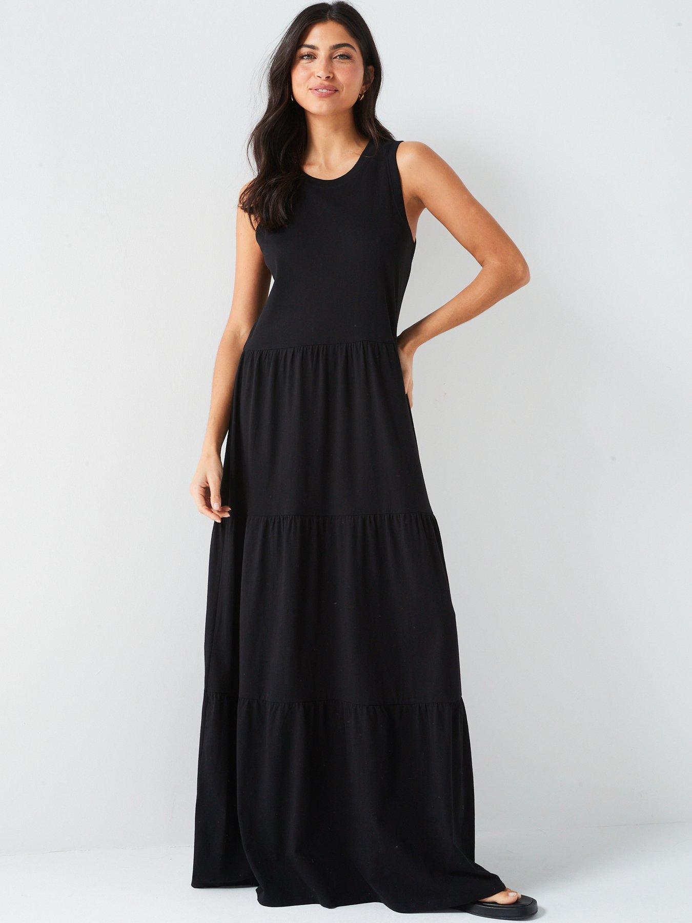 everyday-sleeveless-tiered-maxi-dress-black