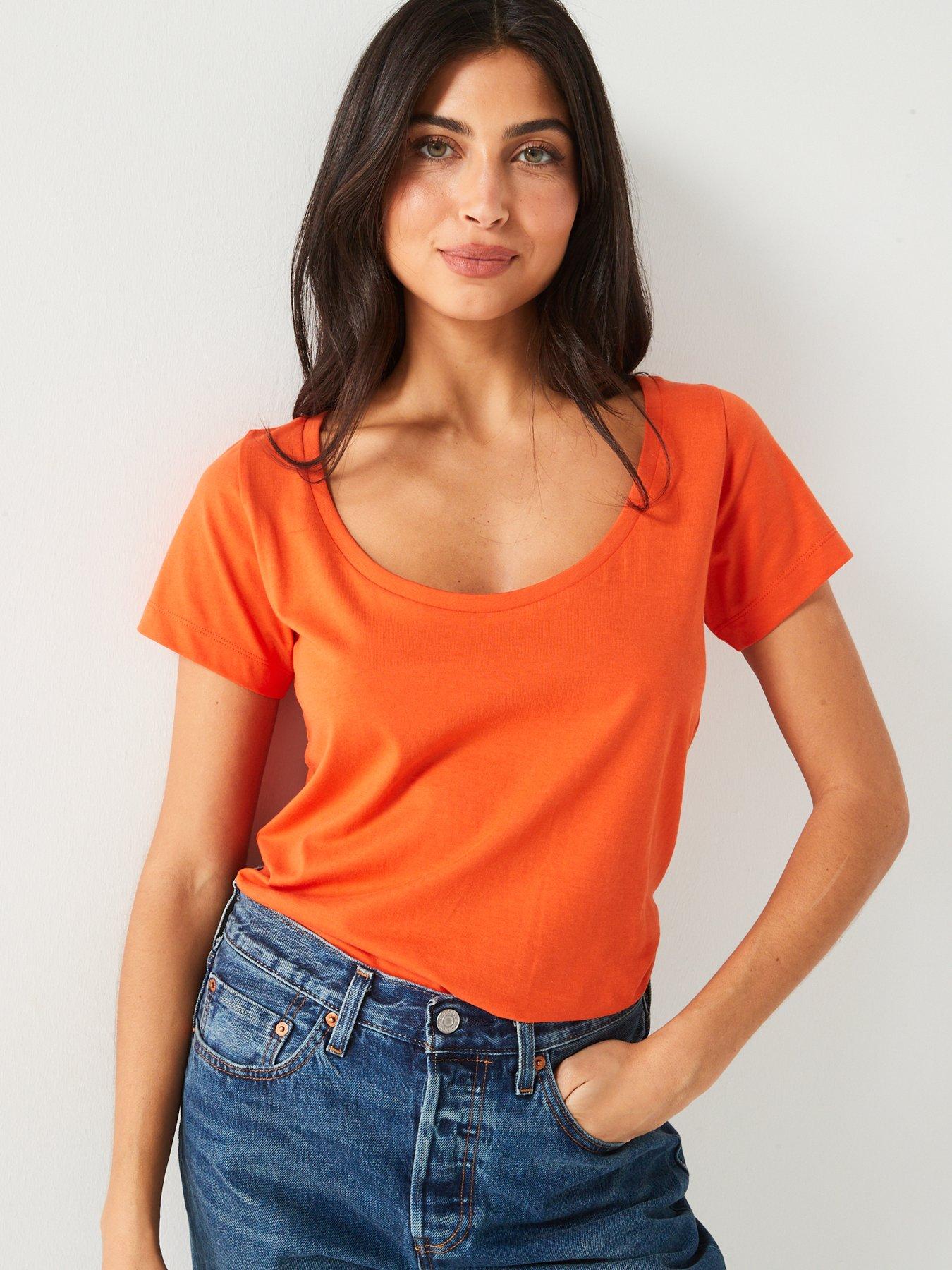 everyday-the-essential-scoop-neck-t-shirt-orangedetail