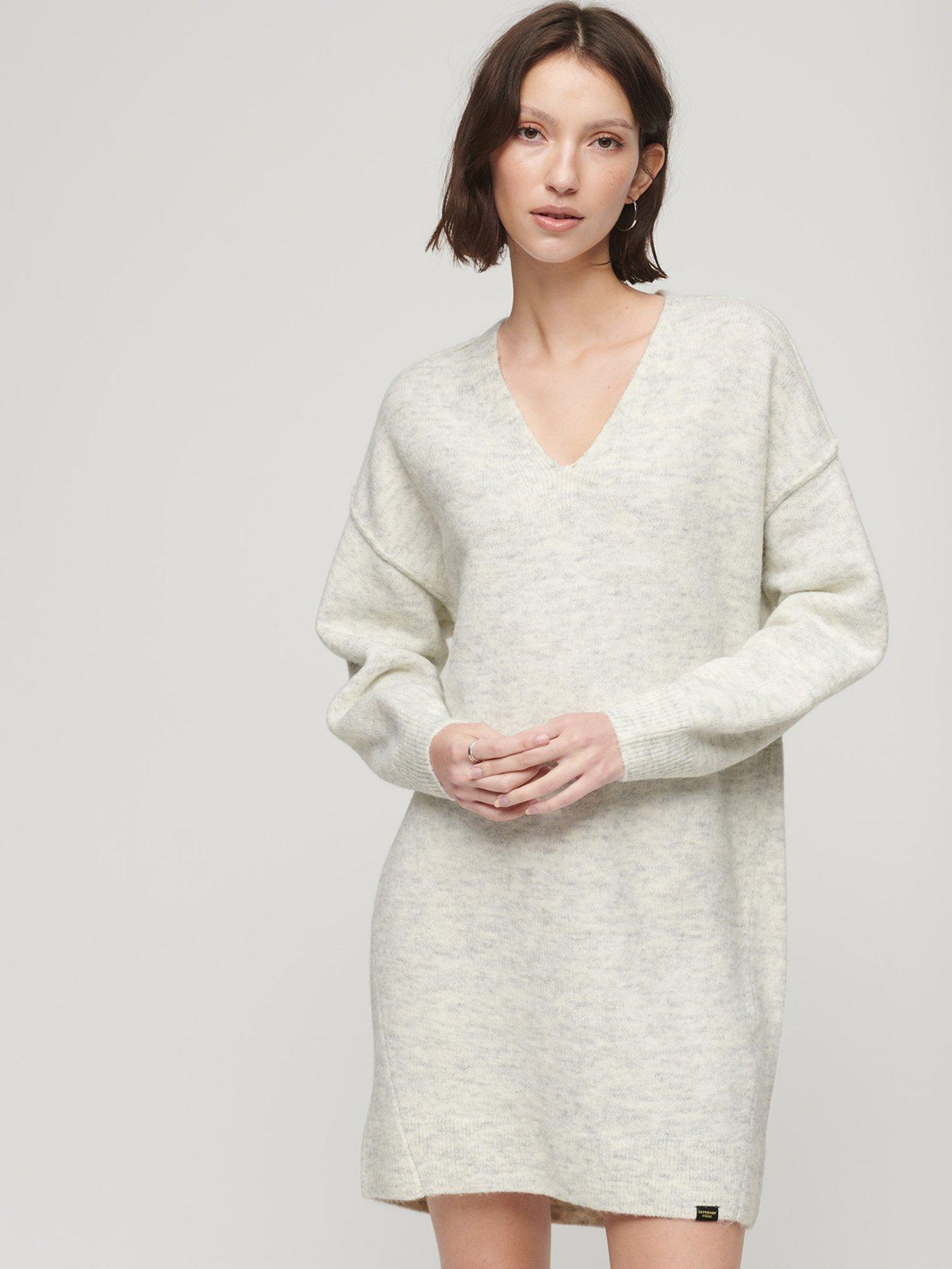 Long v 2025 neck sweater dress