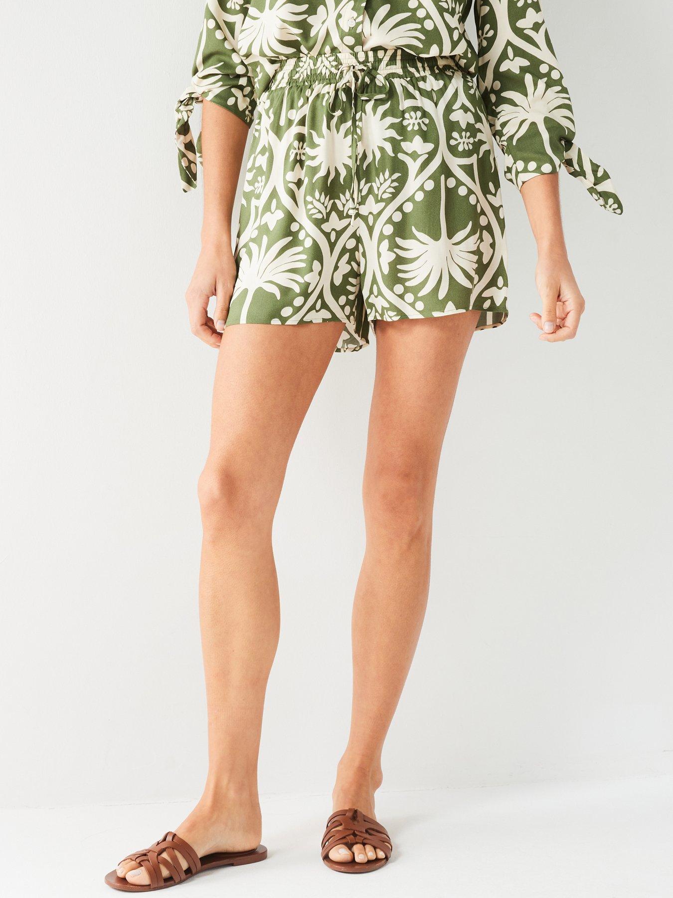 v-by-very-co-ord-palm-print-shorts-green