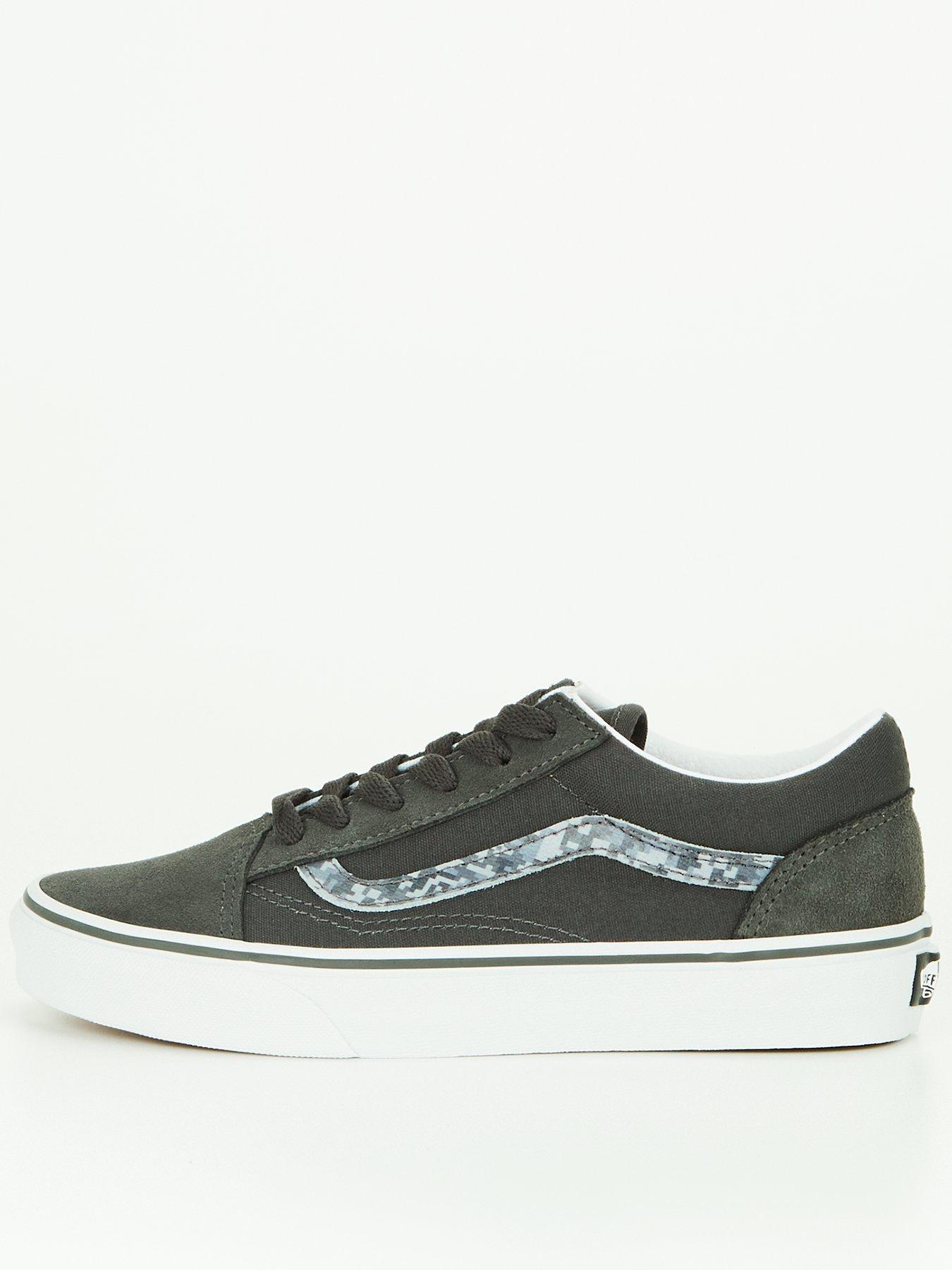 vans-old-skool-camo-junior-trainers-grey