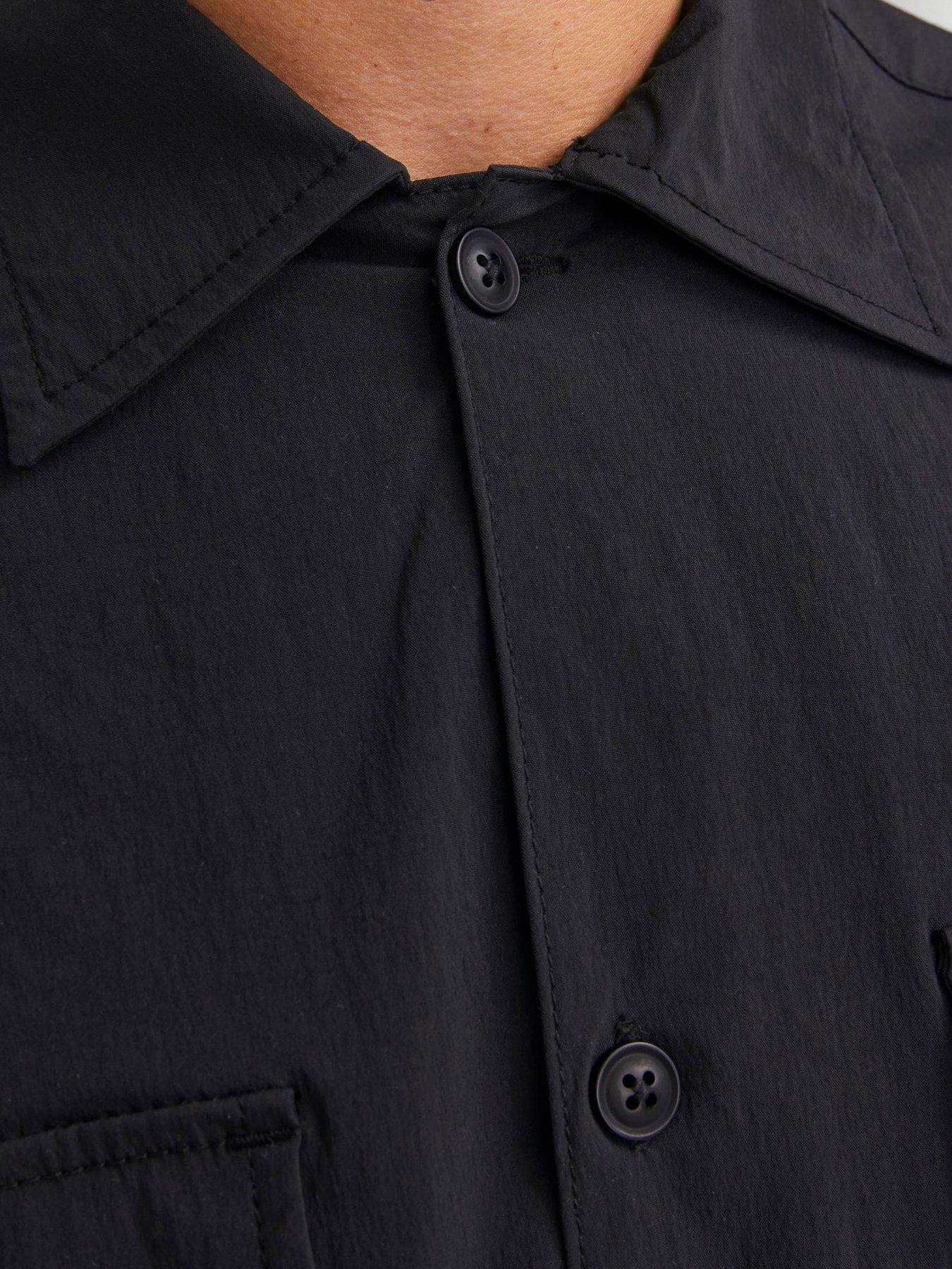 jack-jones-jack-amp-jones-oversized-utility-pocket-tech-shirt-blackoutfit