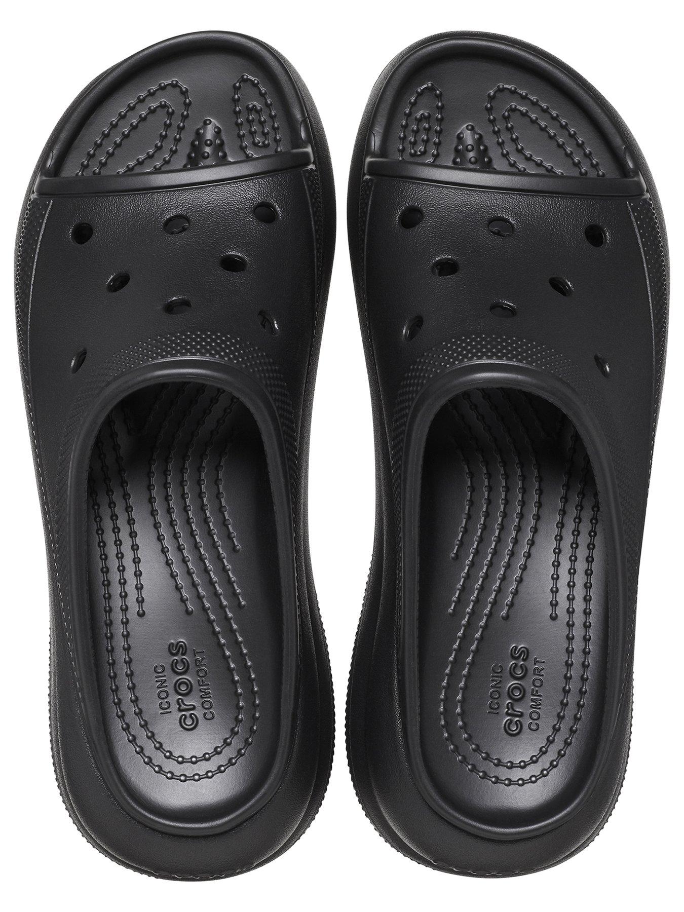 crocs-crocs-crush-slide-sandal-blackoutfit