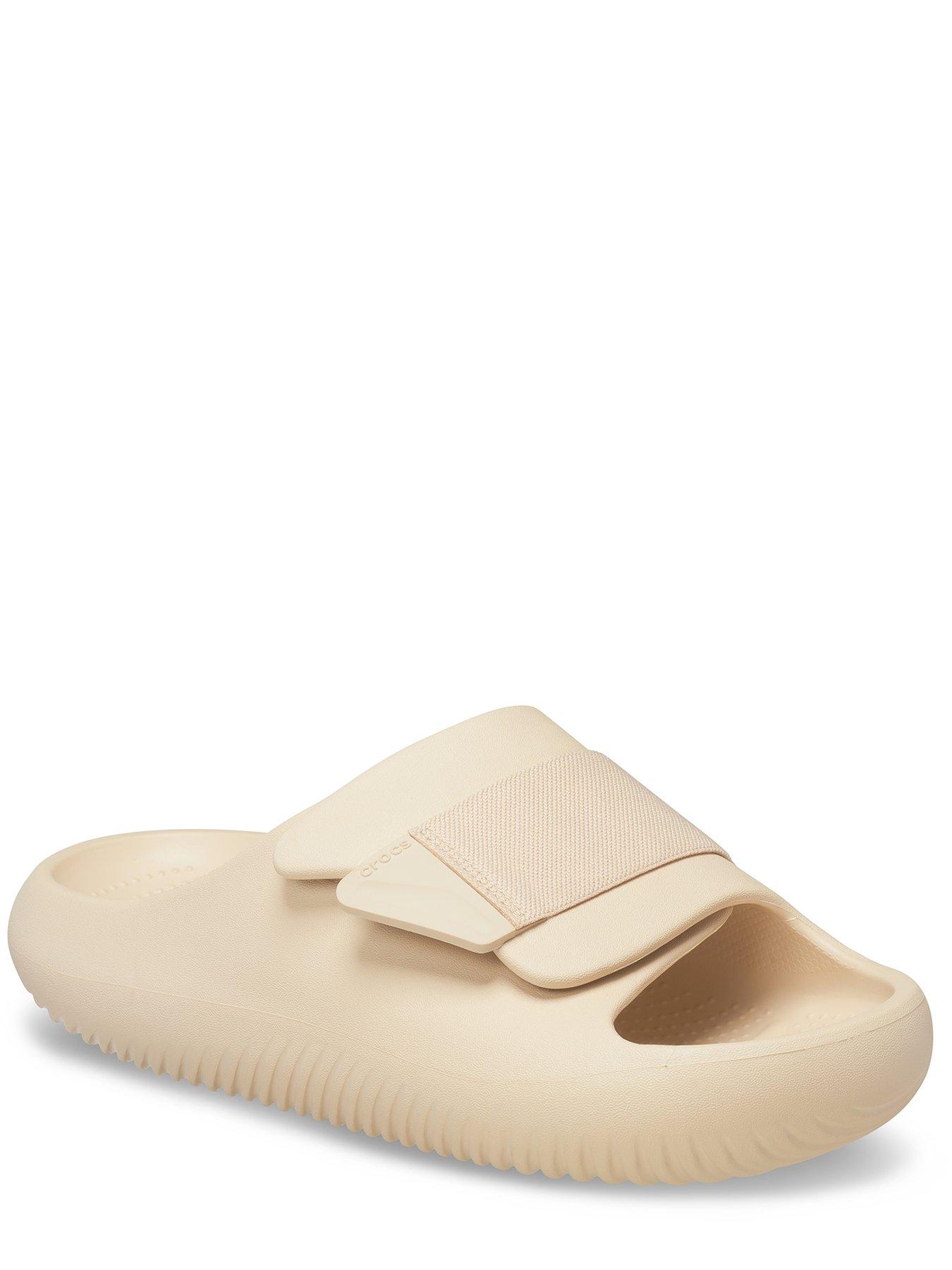 crocs-mellow-slide-sandal-shitake-brownstillFront