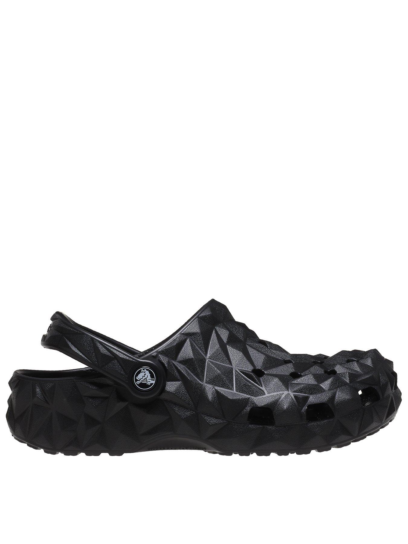 crocs-crocs-classic-geometric-clog-black