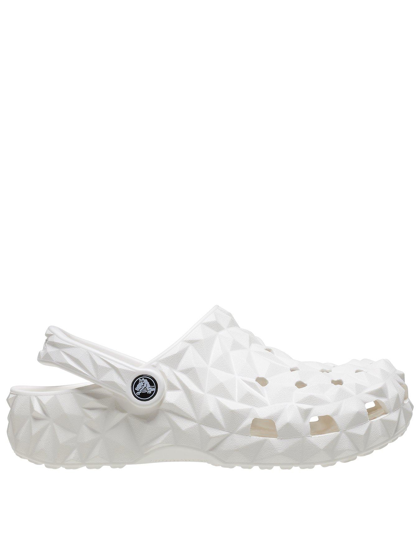 crocs-crocs-classic-geometric-clog-white