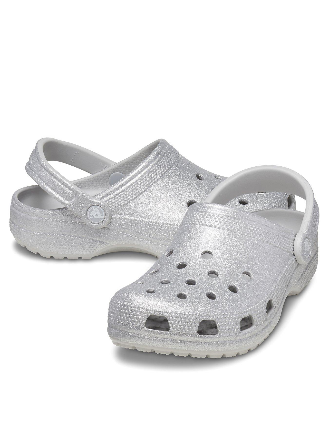 crocs-crocs-classic-glitter-clog-silver-glitterstillFront