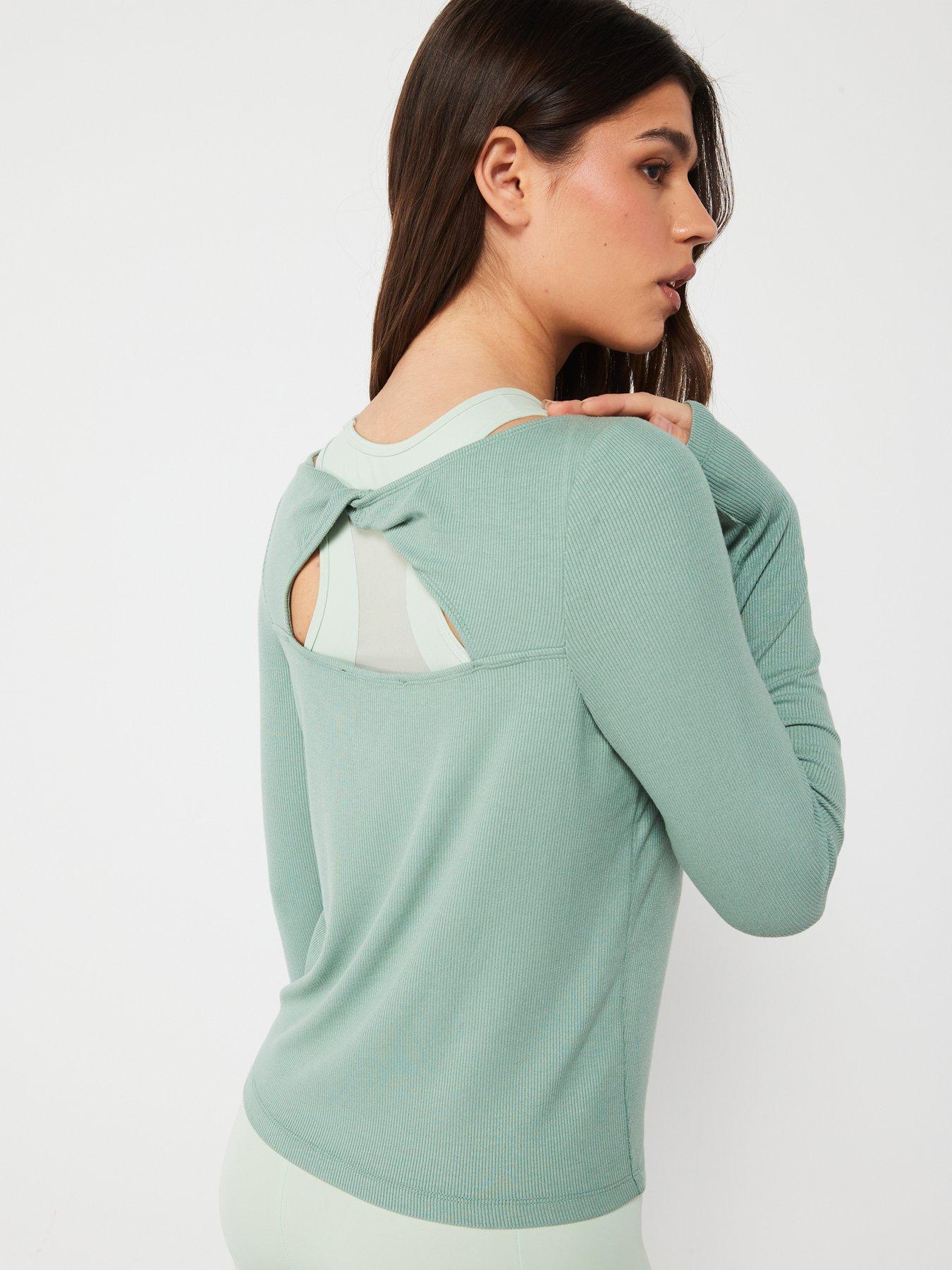 aytee7-x-very-long-sleeve-twist-back-top-greenstillFront