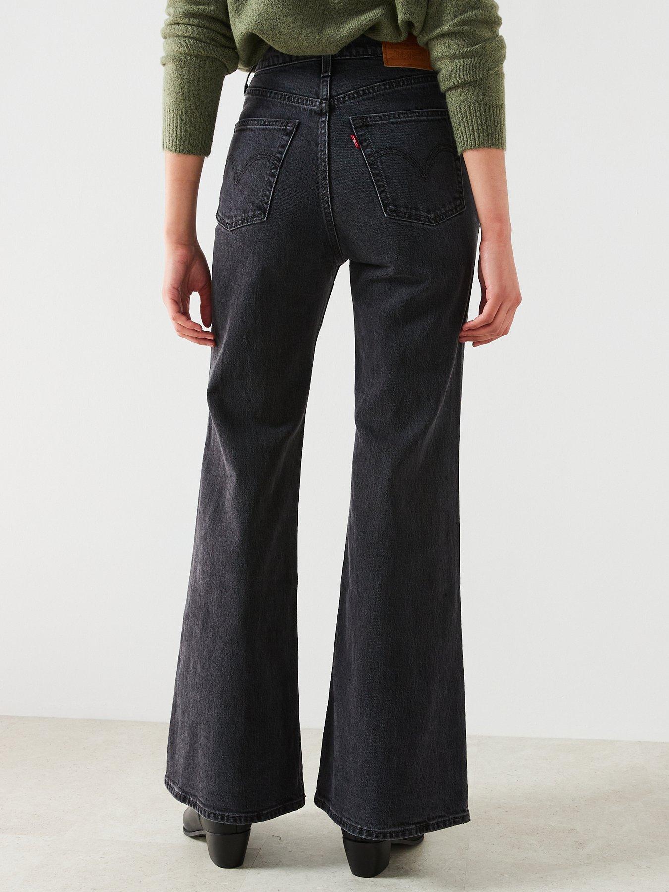 levis-ribcage-bell-jean-on-the-town-blackdetail