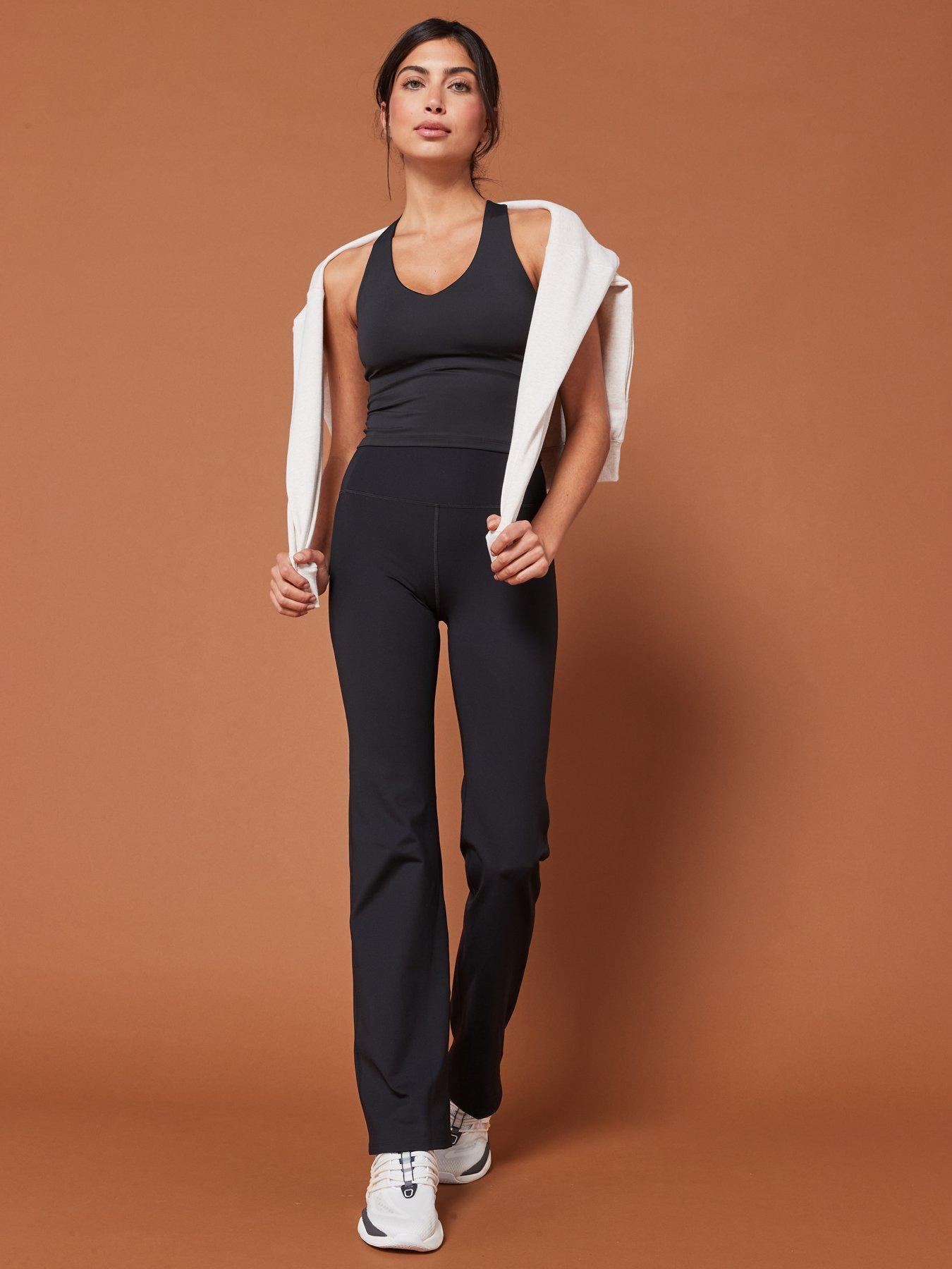 Image 3 of 6 of Girlfriend Collective Women's Training Compressive Flare Leggings&nbsp;- Black