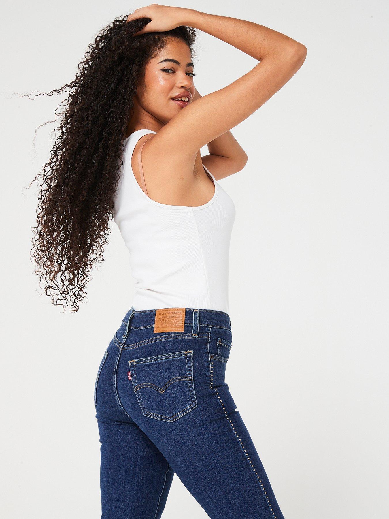 levis-724trade-high-rise-straight-leg-jeans-shine-on-diamond-blueoutfit