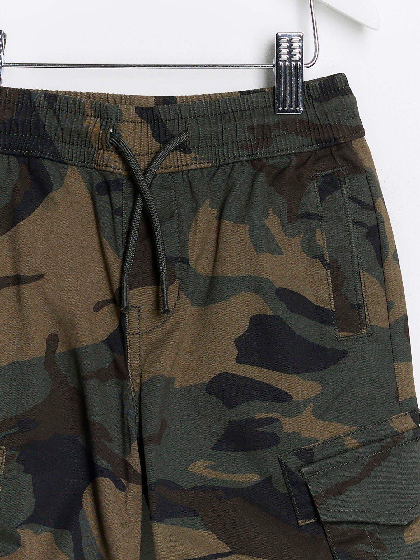 river-island-mini-mini-boys-camo-cargo-trousers-greenoutfit