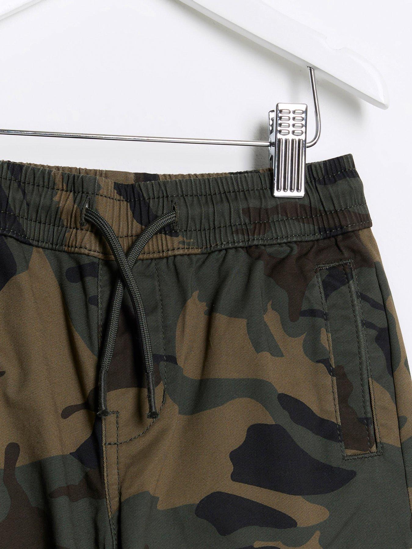 river-island-mini-mini-boys-camo-cargo-trousers-greendetail