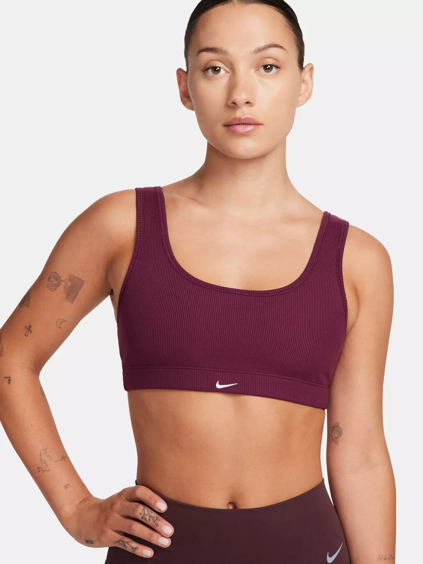Nike Alate All U Women's Light-Support Lightly Lined U-Neck Printed Sports  Bra. Nike AT