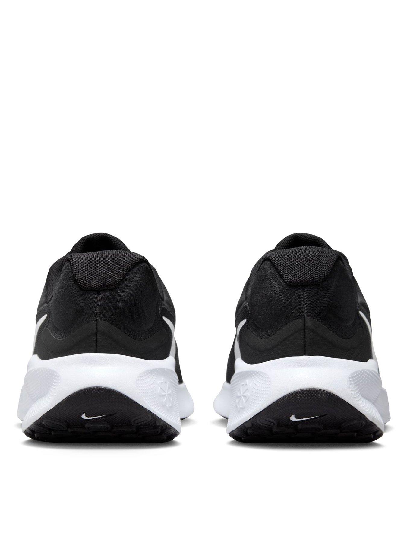 Men s Revolution 7 Running Trainers Black
