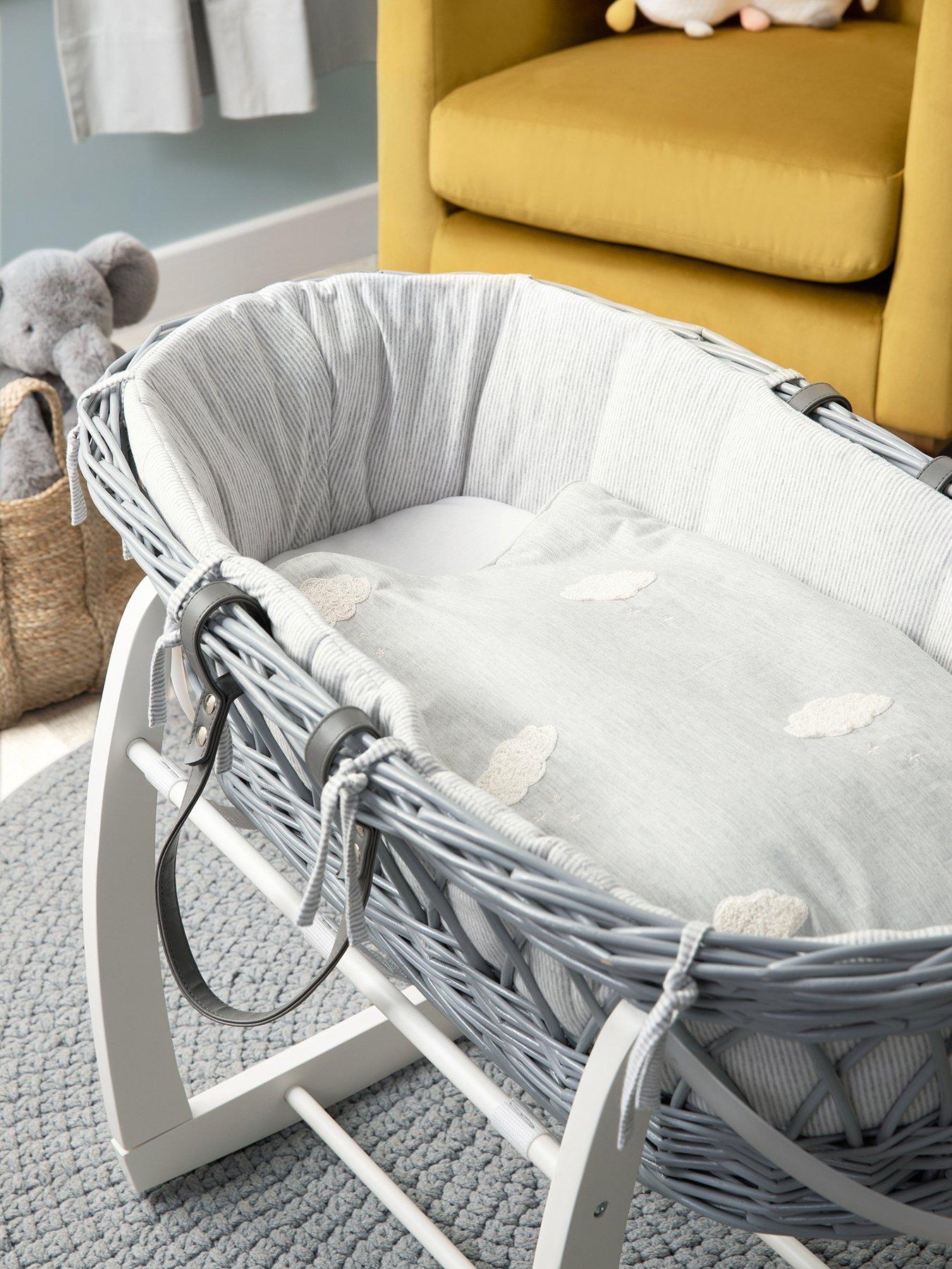 Moses basket that 2025 attaches to bed