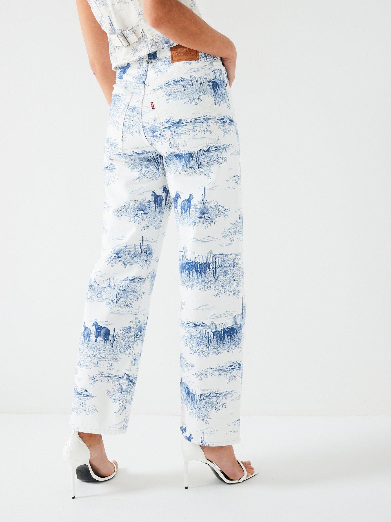 levis-ribcage-straight-leg-ankle-jean-whitestillFront