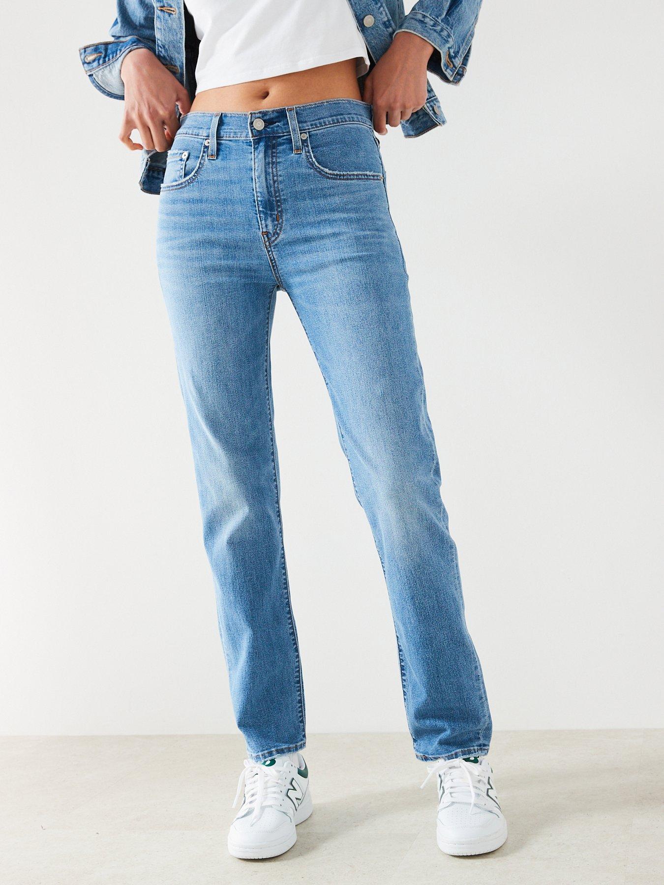 levis-724trade-high-rise-straight-performance-cool-cool-journey-blueoutfit