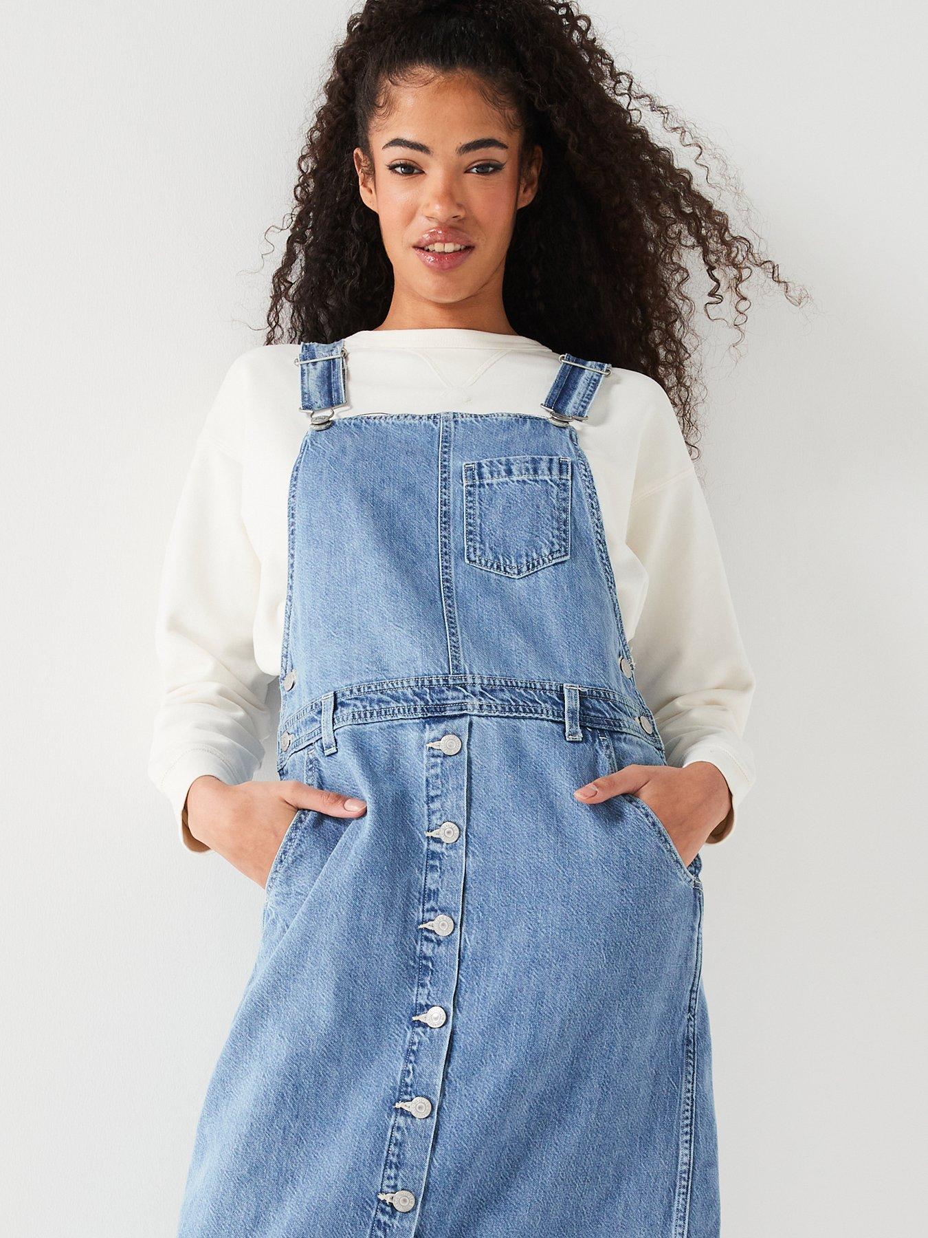 levis-pinafore-denim-midi-dress-twisted-words-2outfit