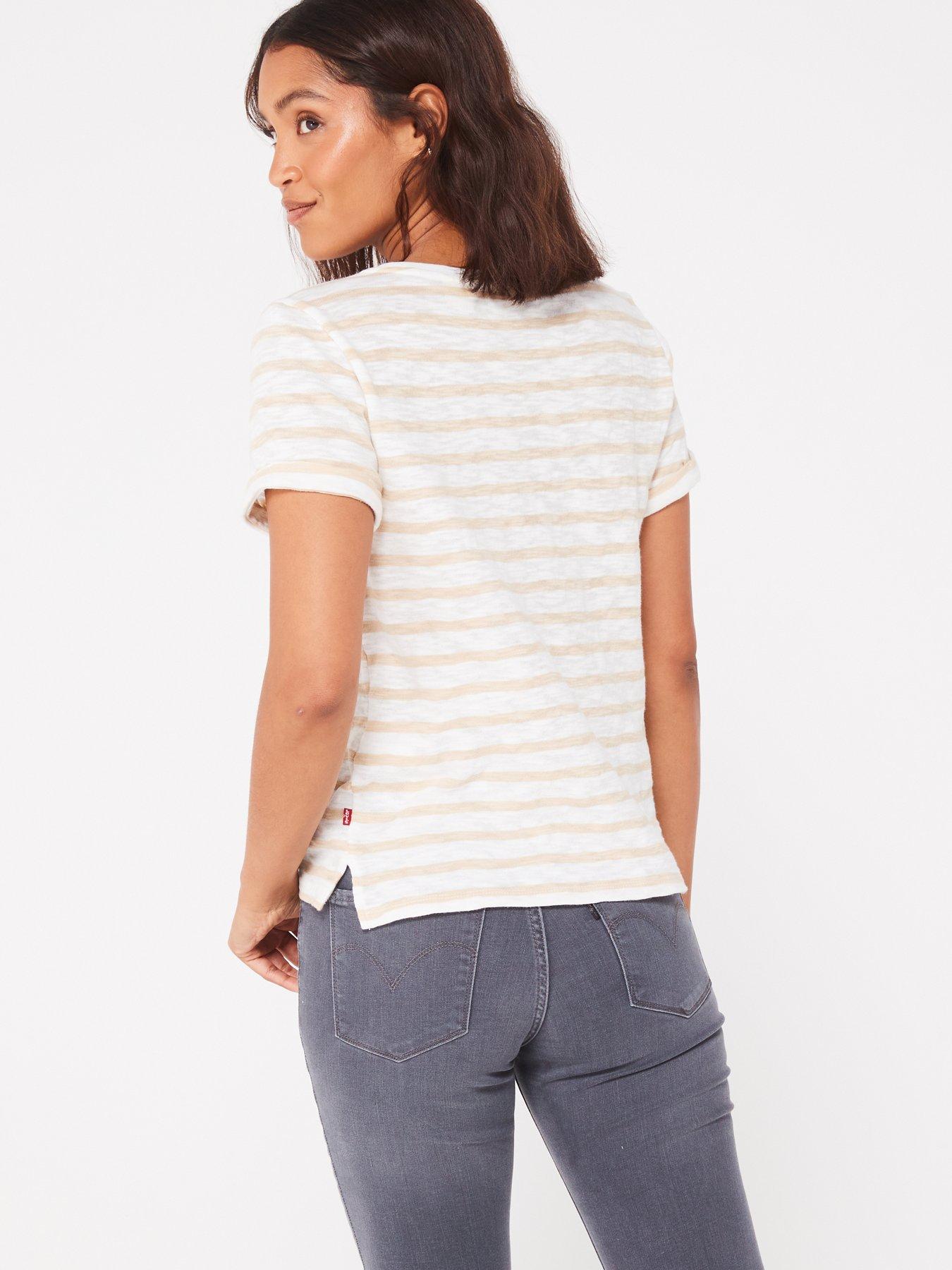 levis-margot-t-shirt-captain-stripe-cloudstillFront