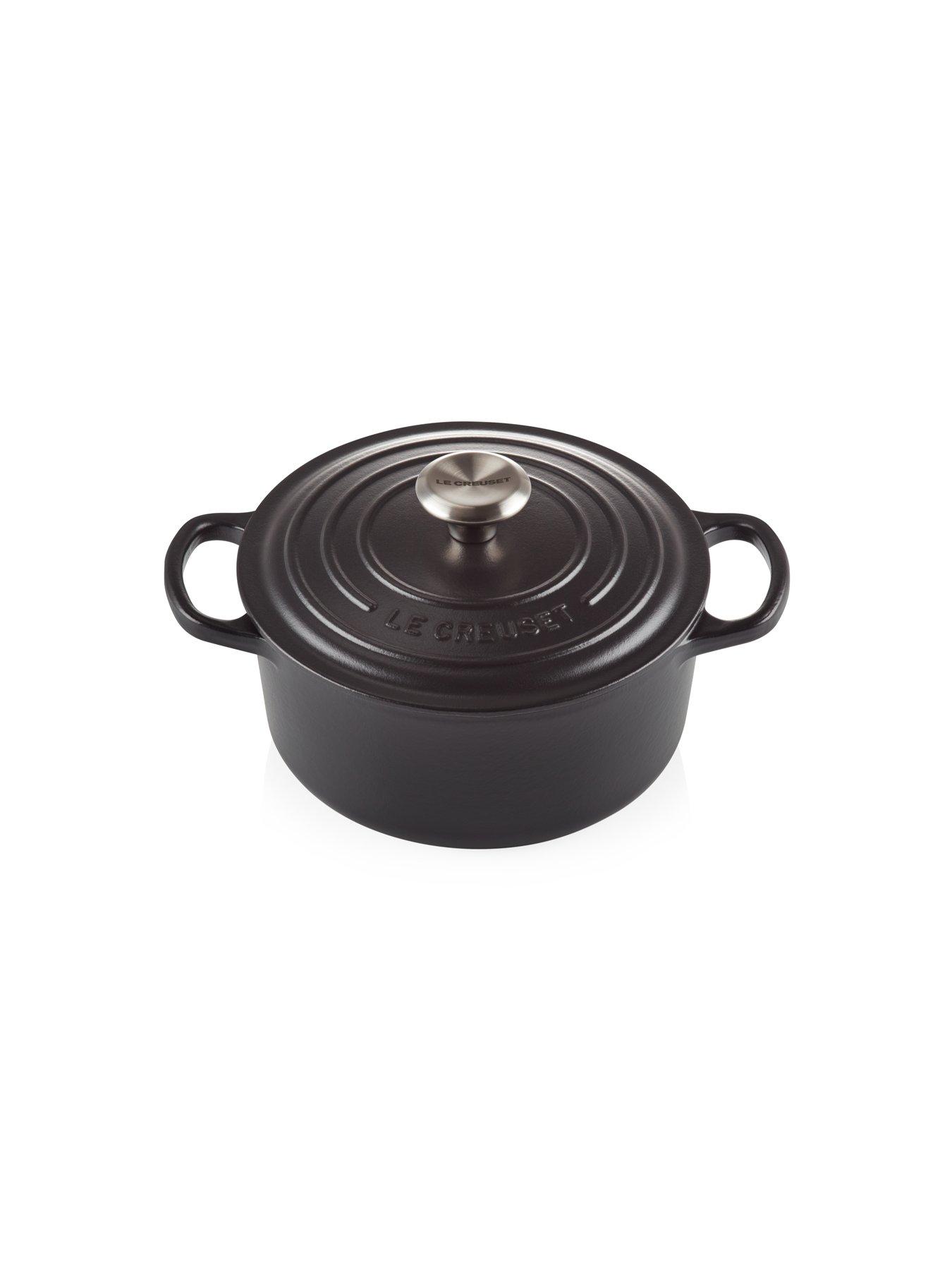 le-creuset-signature-cast-iron-round-22-cm-casserole-in-satin-blackback