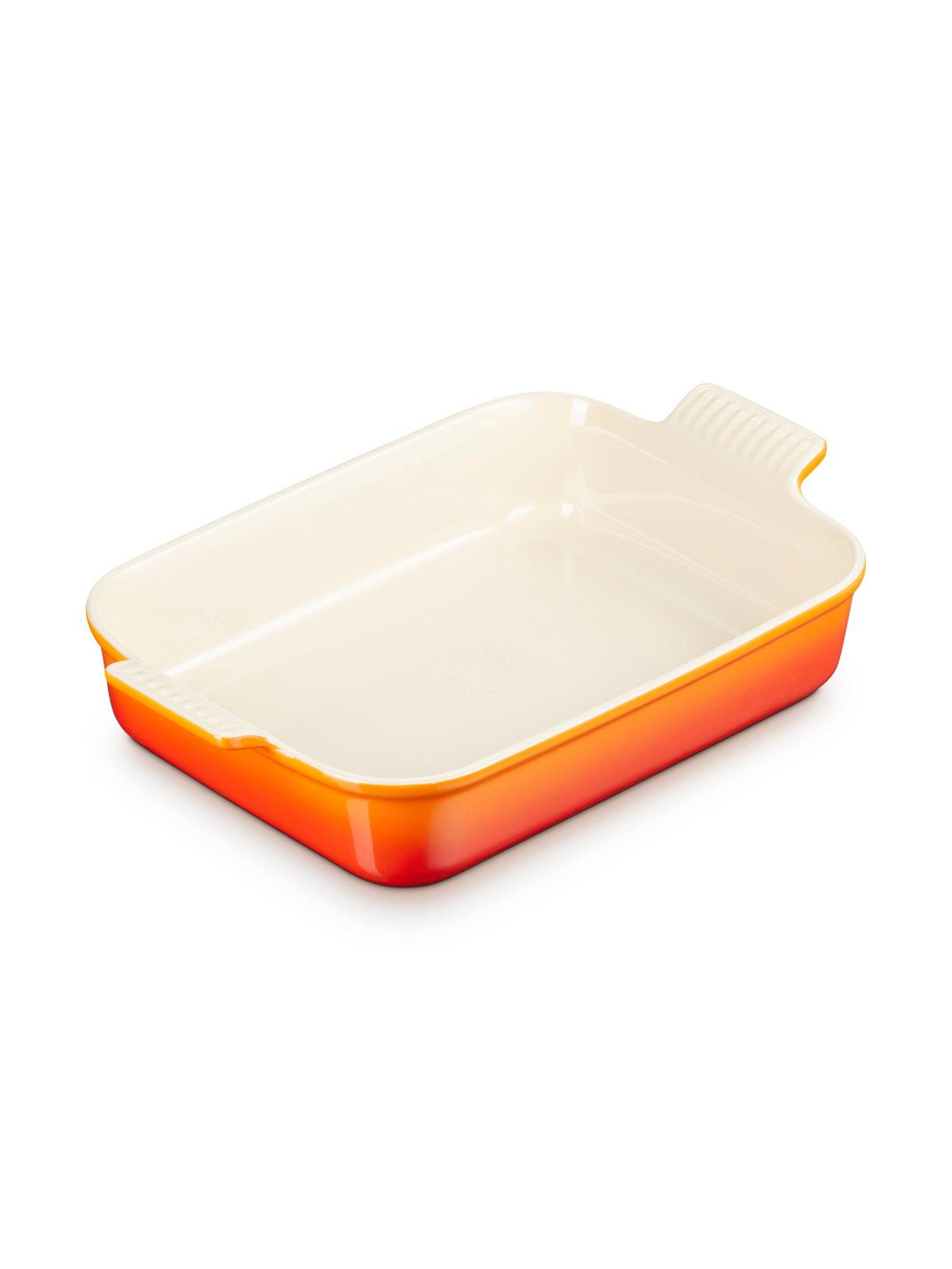 le-creuset-heritage-stoneware-32-cm-large-rectangular-dish-in-volcanicstillFront