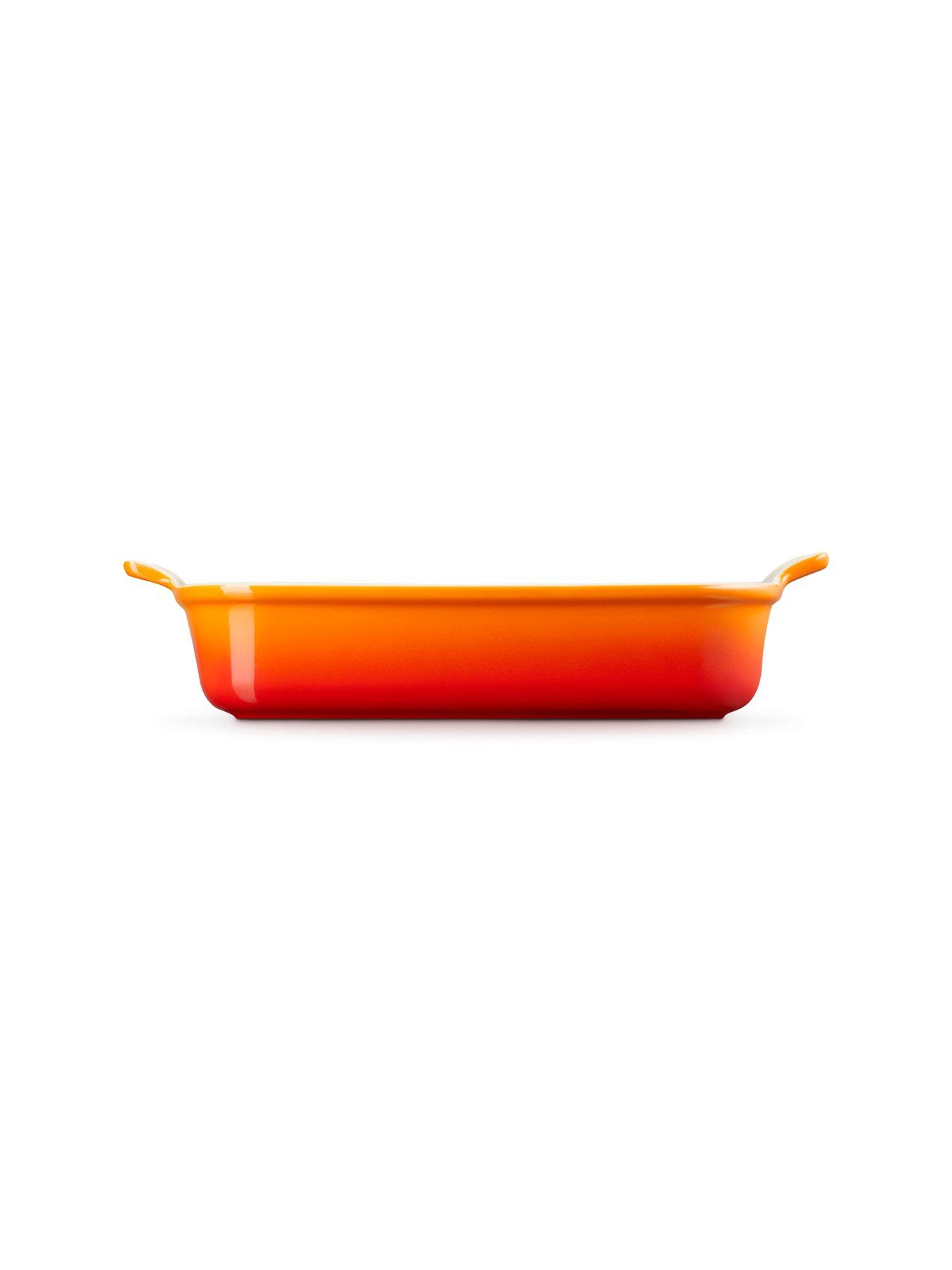 le-creuset-heritage-stoneware-32-cm-large-rectangular-dish-in-volcanicoutfit