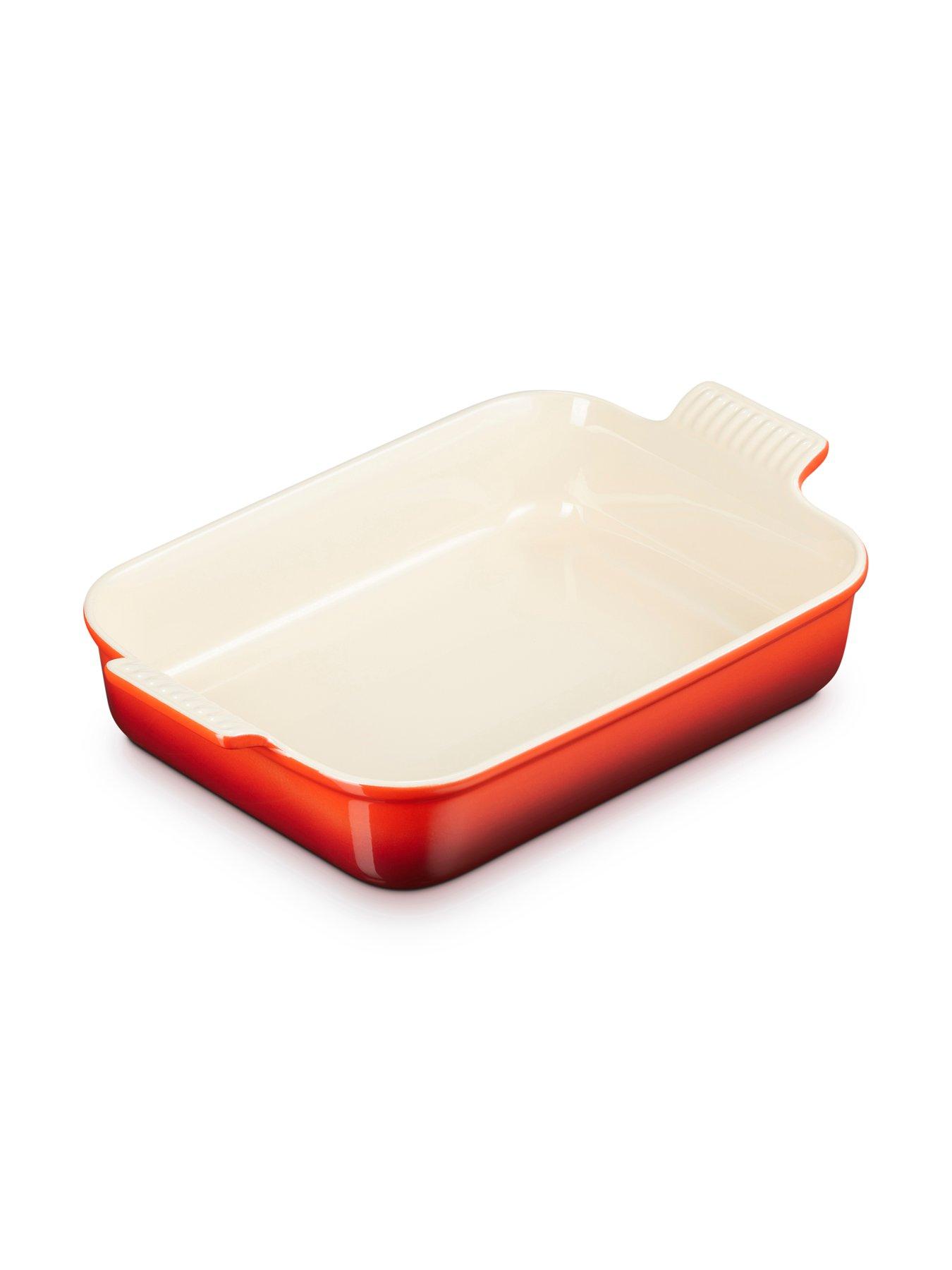 le-creuset-heritage-stoneware-32-cm-large-rectangular-dish-in-ceriseback