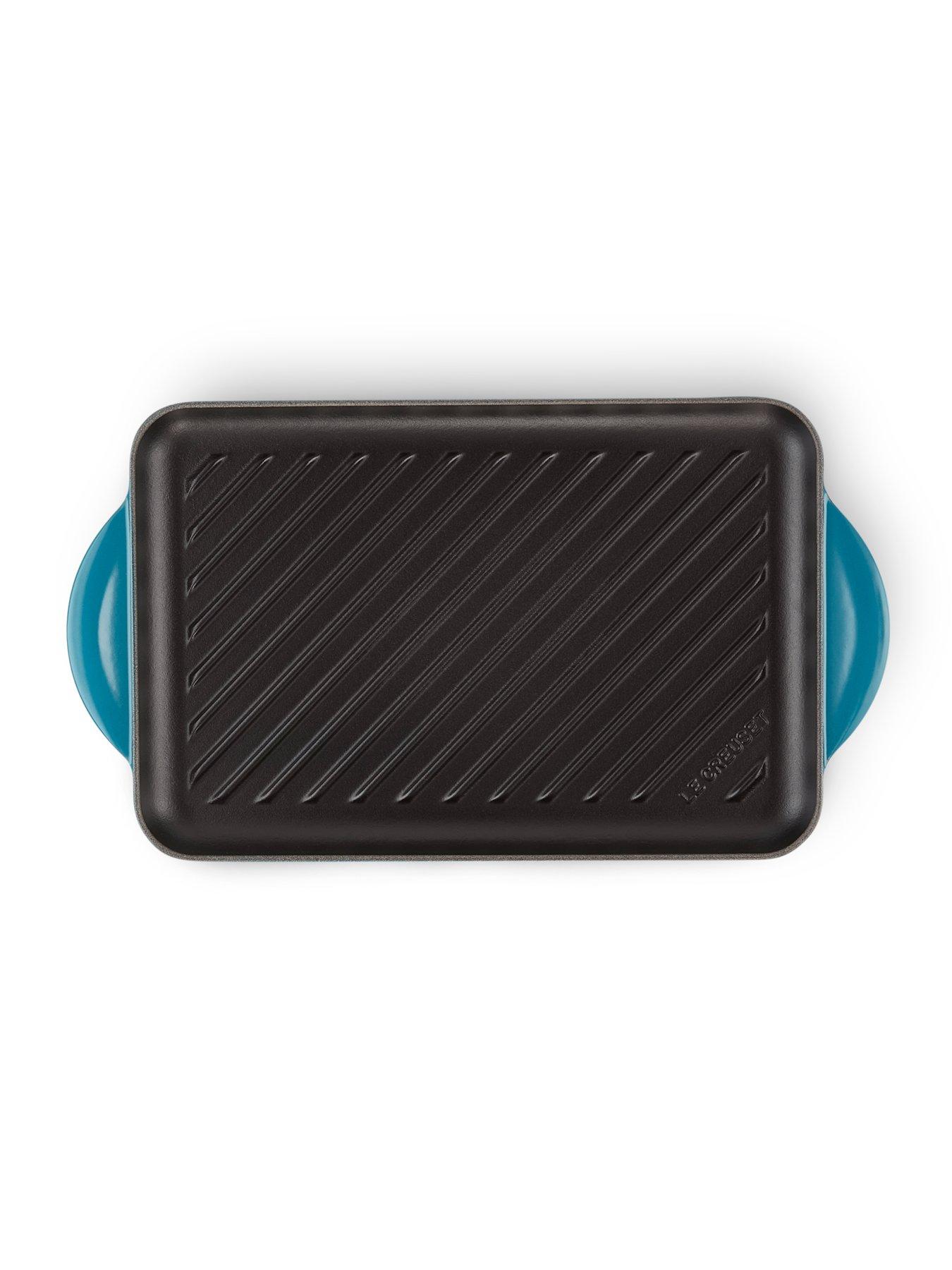 le-creuset-cast-iron-32-cm-rectangular-grill-in-deep-tealoutfit