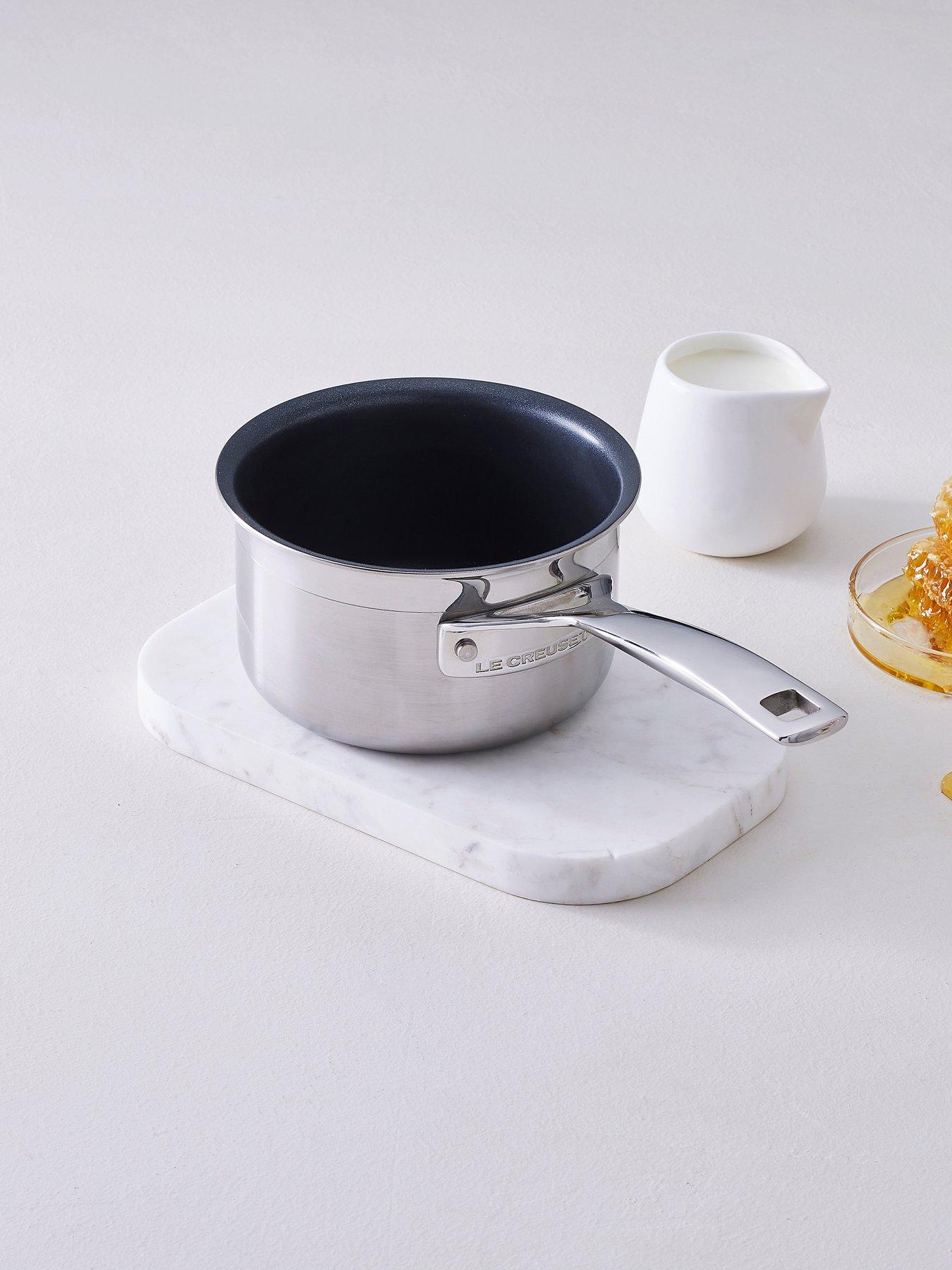 le-creuset-classic-3-ply-stainless-steel-milk-pan-14cm