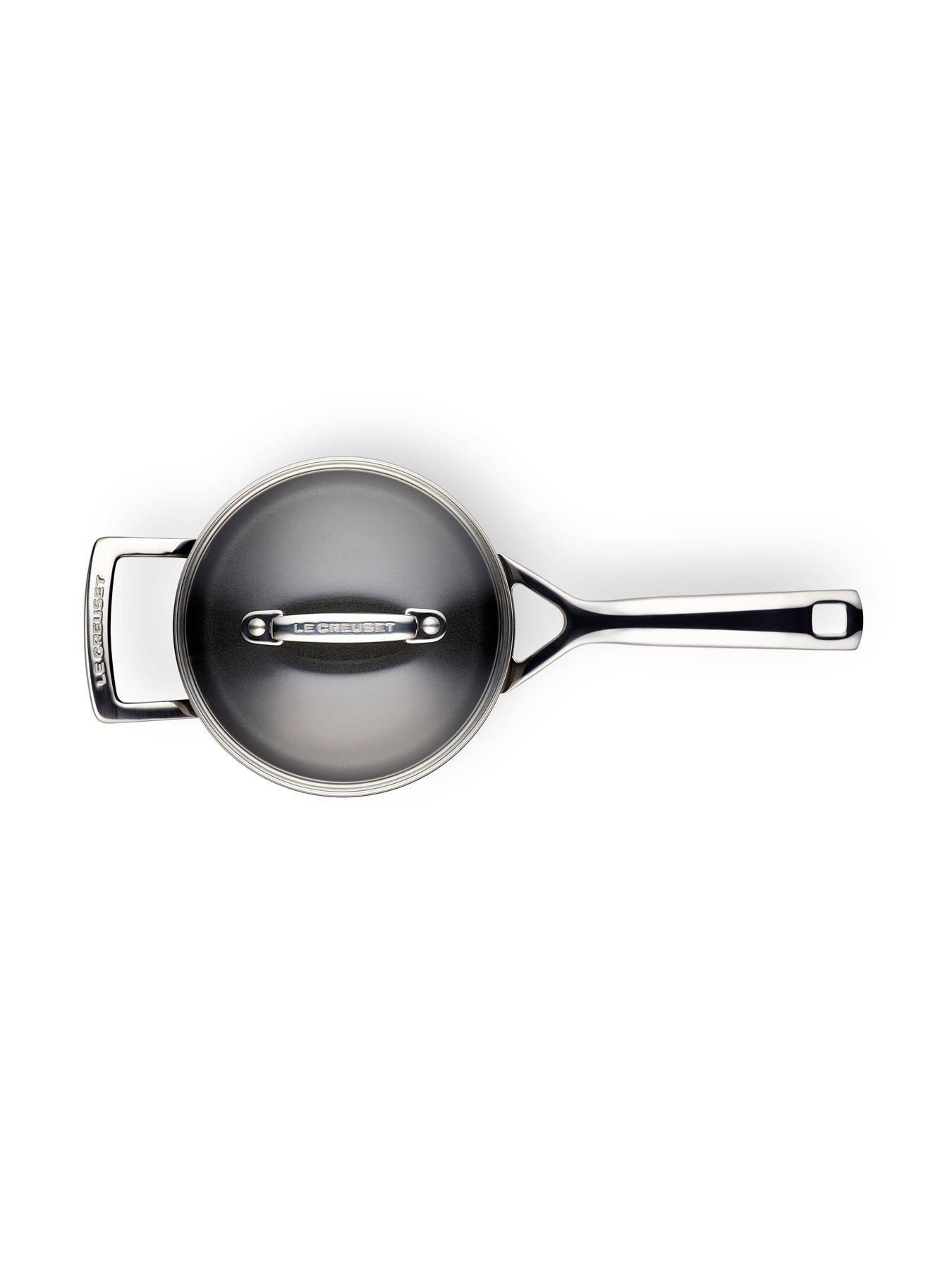 le-creuset-toughened-non-stick-16-cm-saucepan-with-glass-liddetail