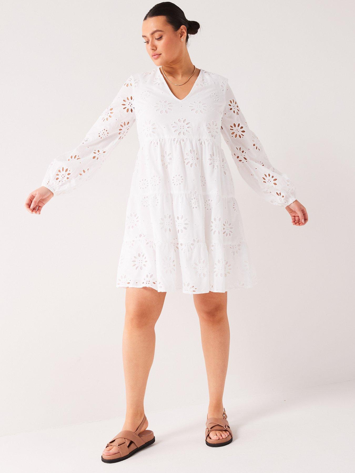 v-by-very-curve-broderie-anglaise-cotton-tiered-mini-dress-whiteback