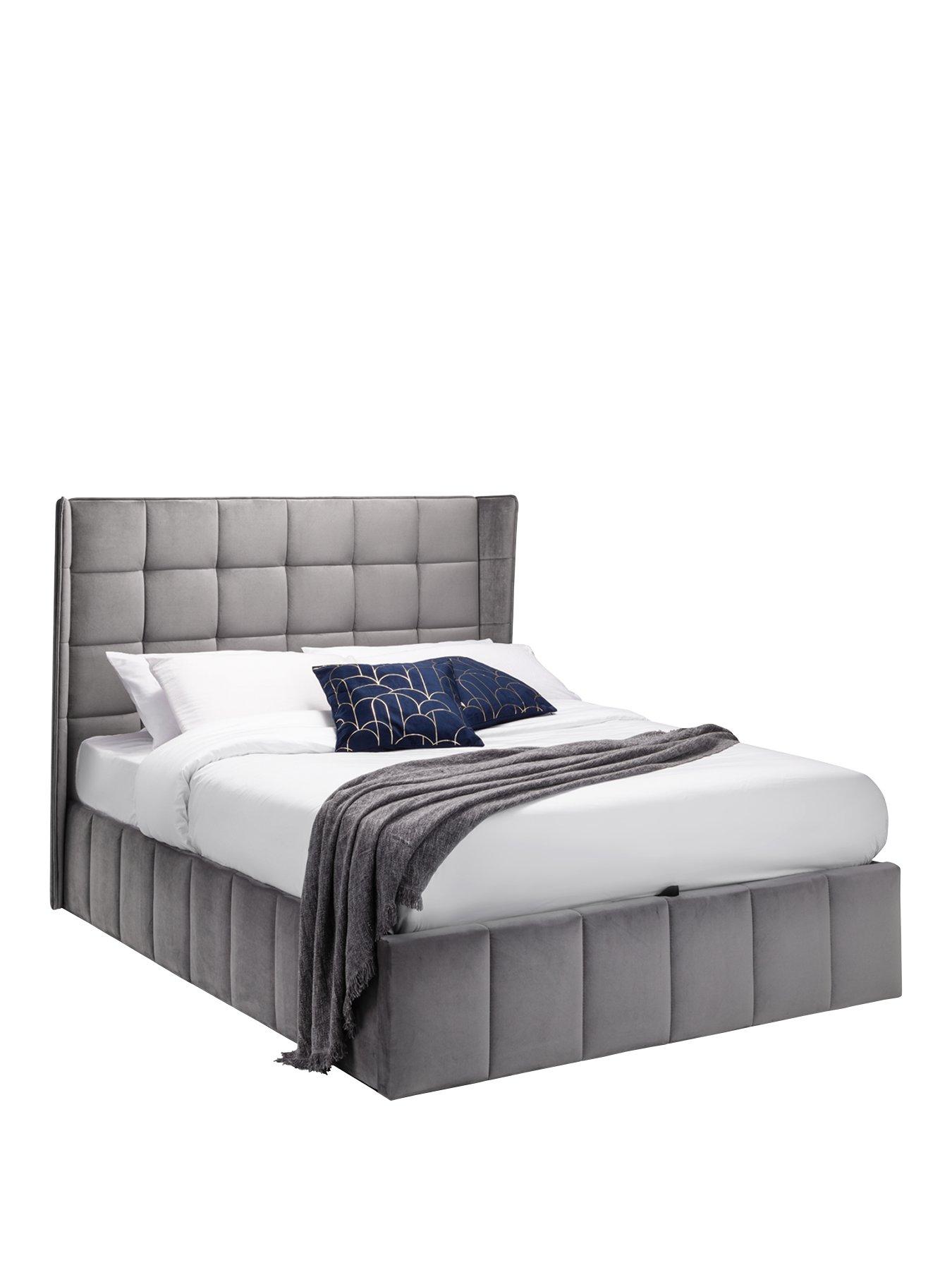 julian-bowen-gatsbynbspstorage-ottoman-bedstillFront