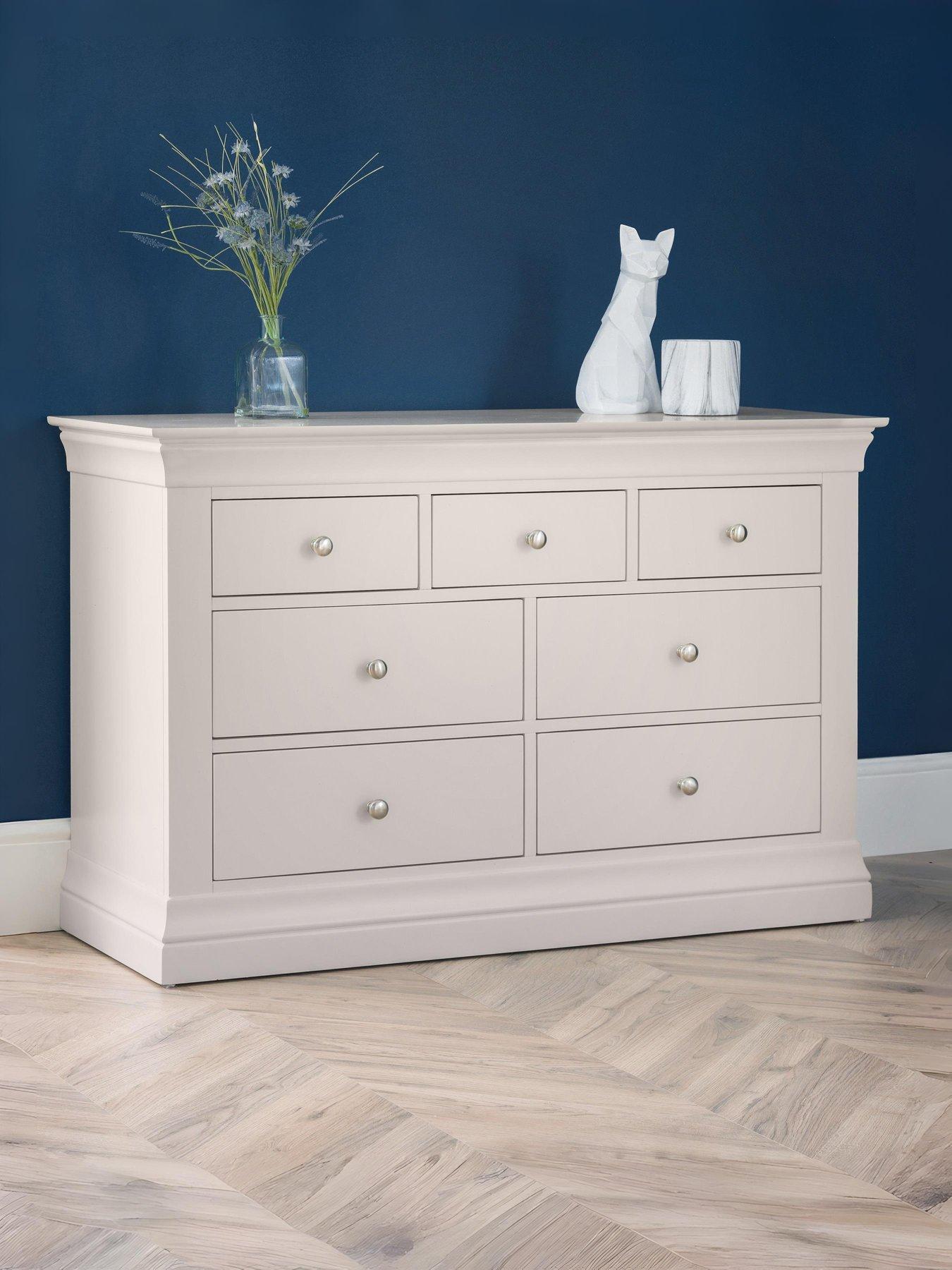 Image 1 of 7 of Julian Bowen Clermont 4+3 Drawer Chester Light Grey