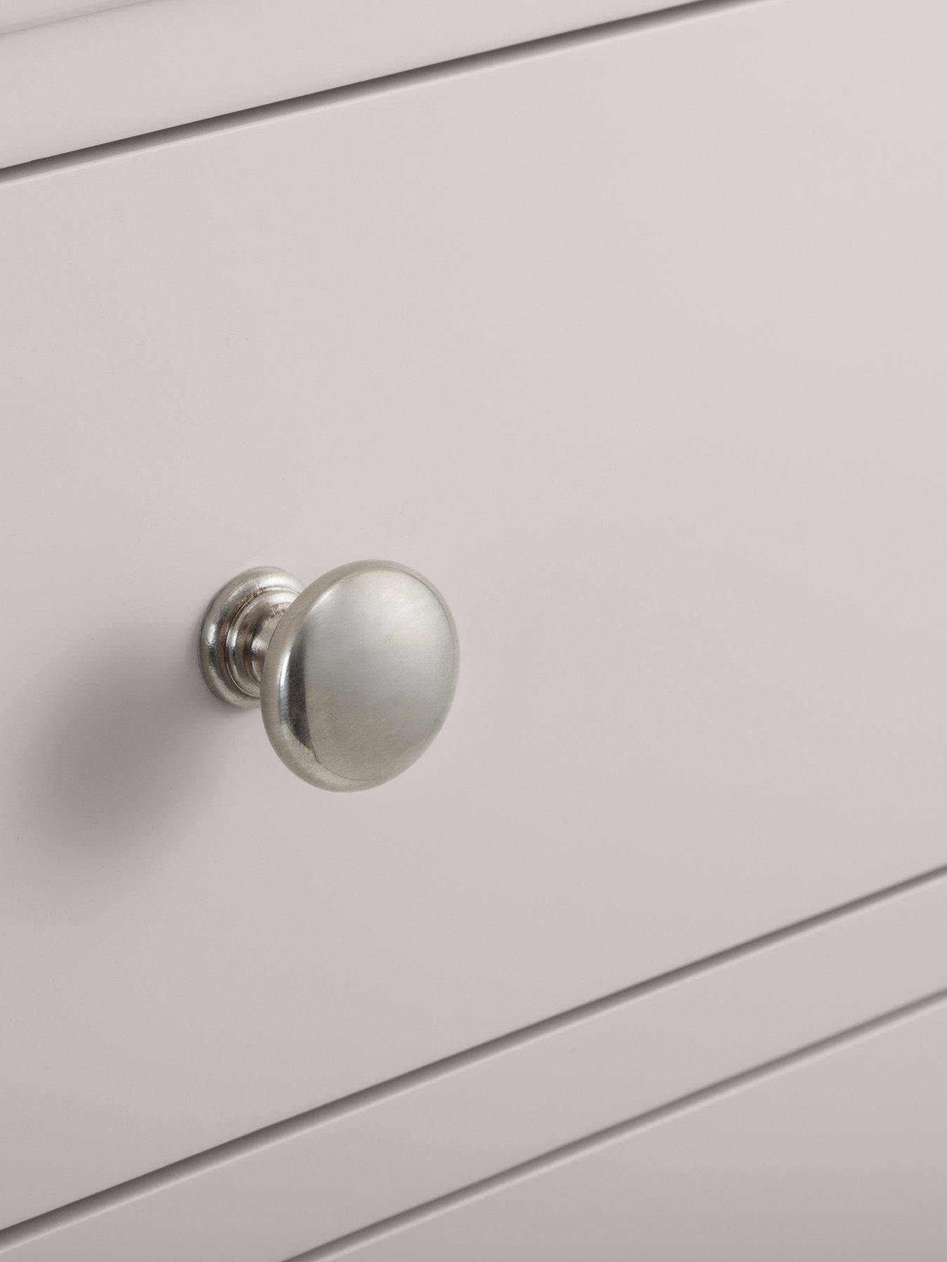 Image 7 of 7 of Julian Bowen Clermont 4+3 Drawer Chester Light Grey