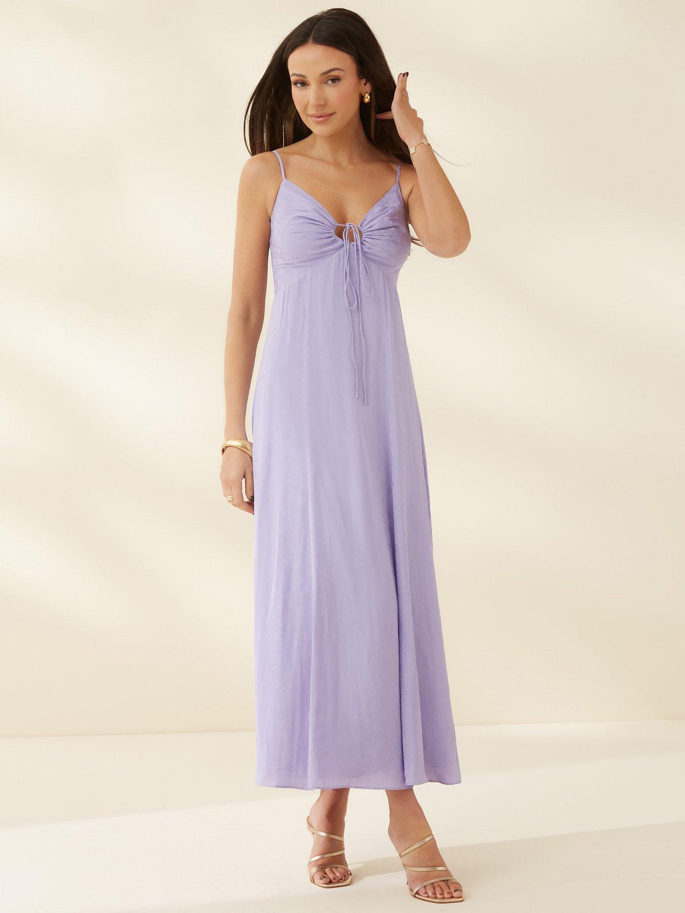 Lilac Clothing- 40 Best Ways to Wear Lilac Outfits For Women