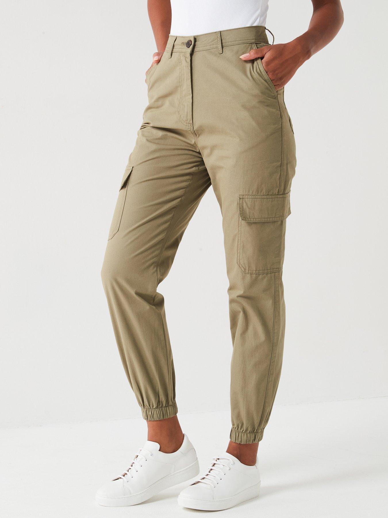 everyday-cotton-cargo-jogger-beige