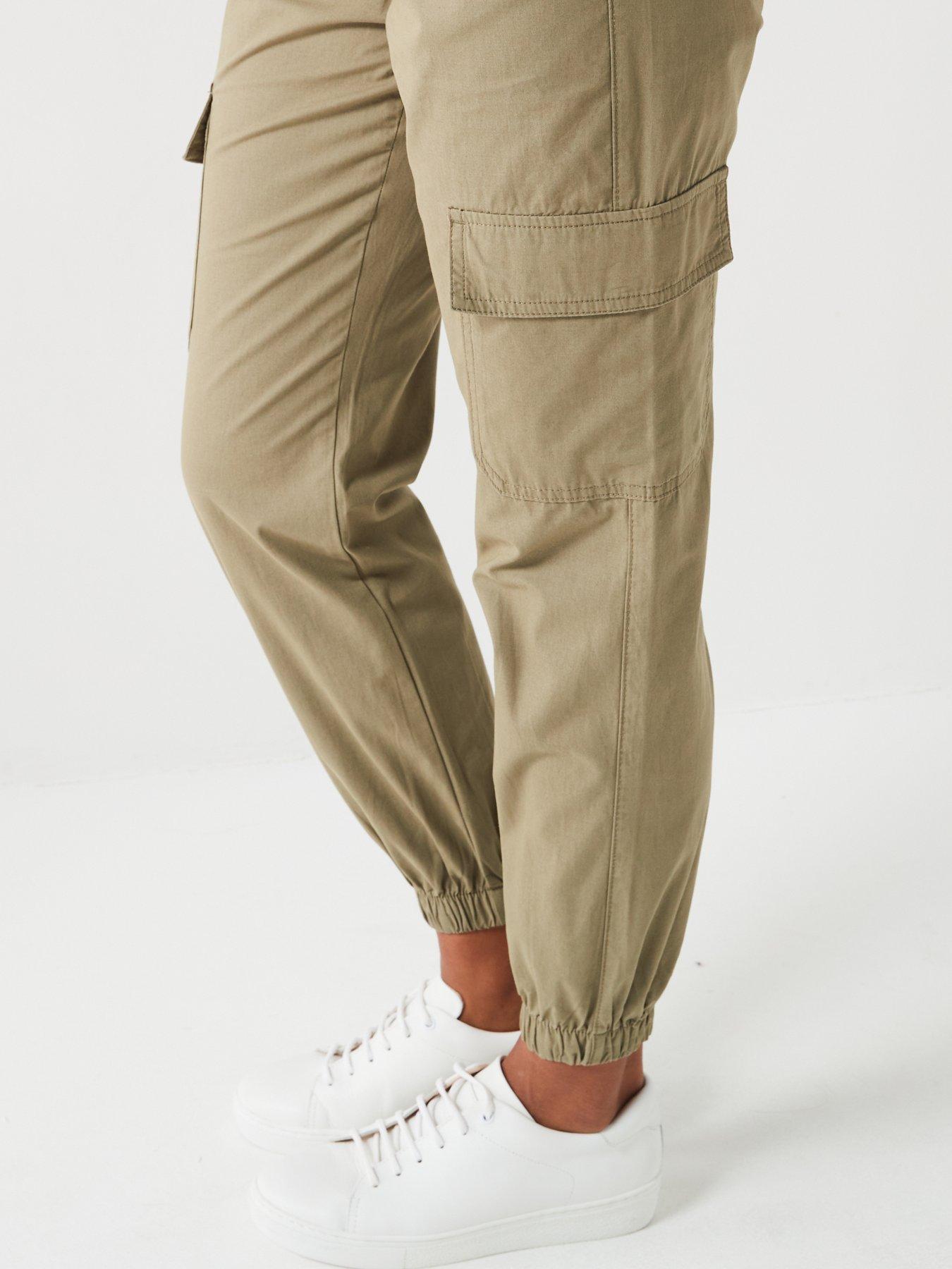 everyday-cotton-cargo-jogger-beigedetail