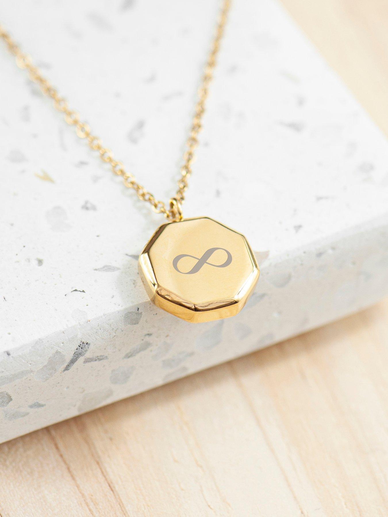 treat-republic-personalised-mens-gold-infinity-octagon-pendant-necklaceoutfit