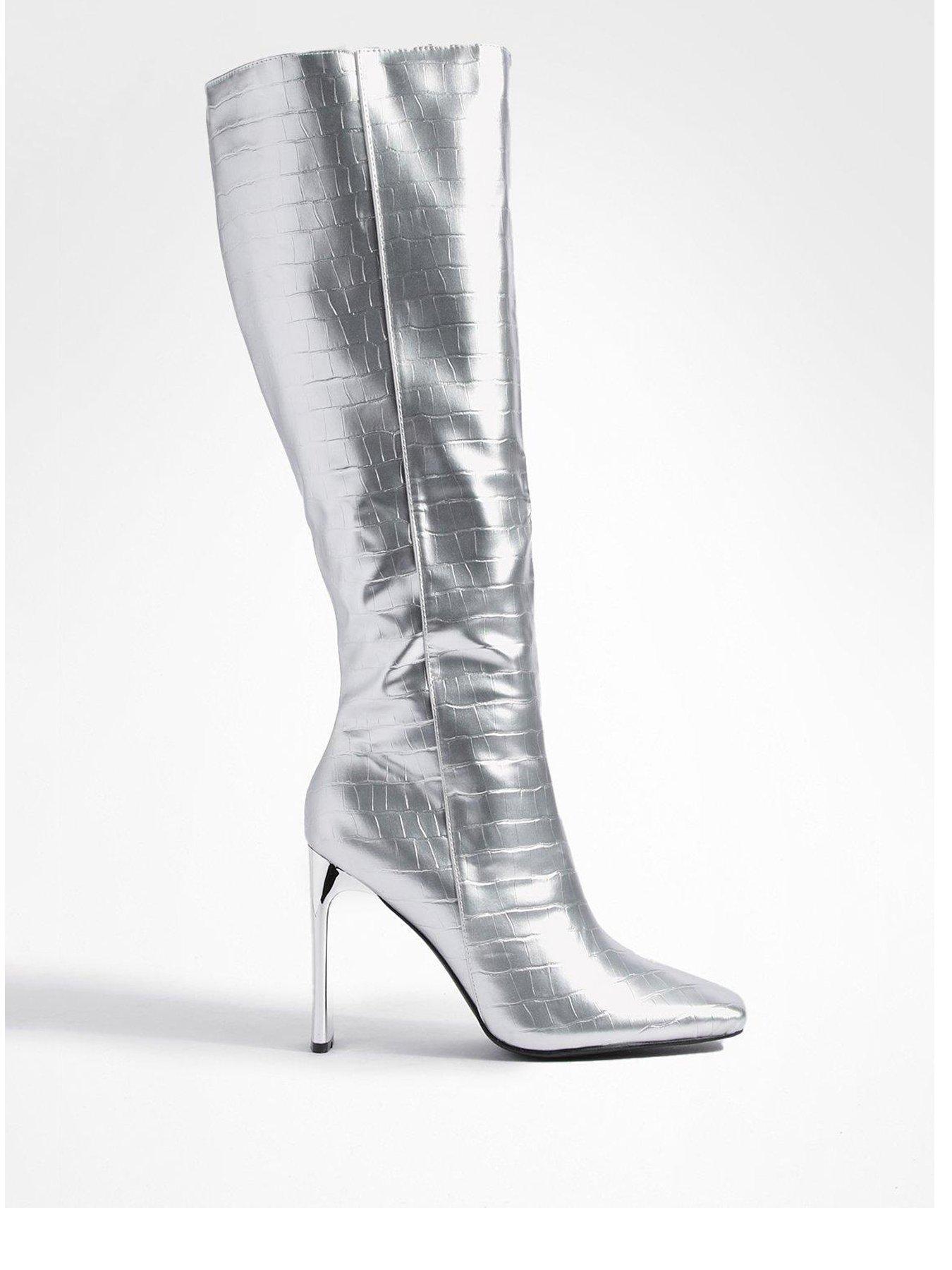 boohoo-metallic-croc-knee-high-boots-silver