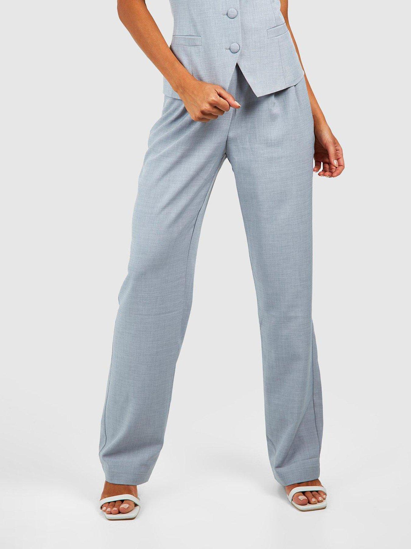 boohoo-pleated-front-straight-leg-trousers-greyoutfit