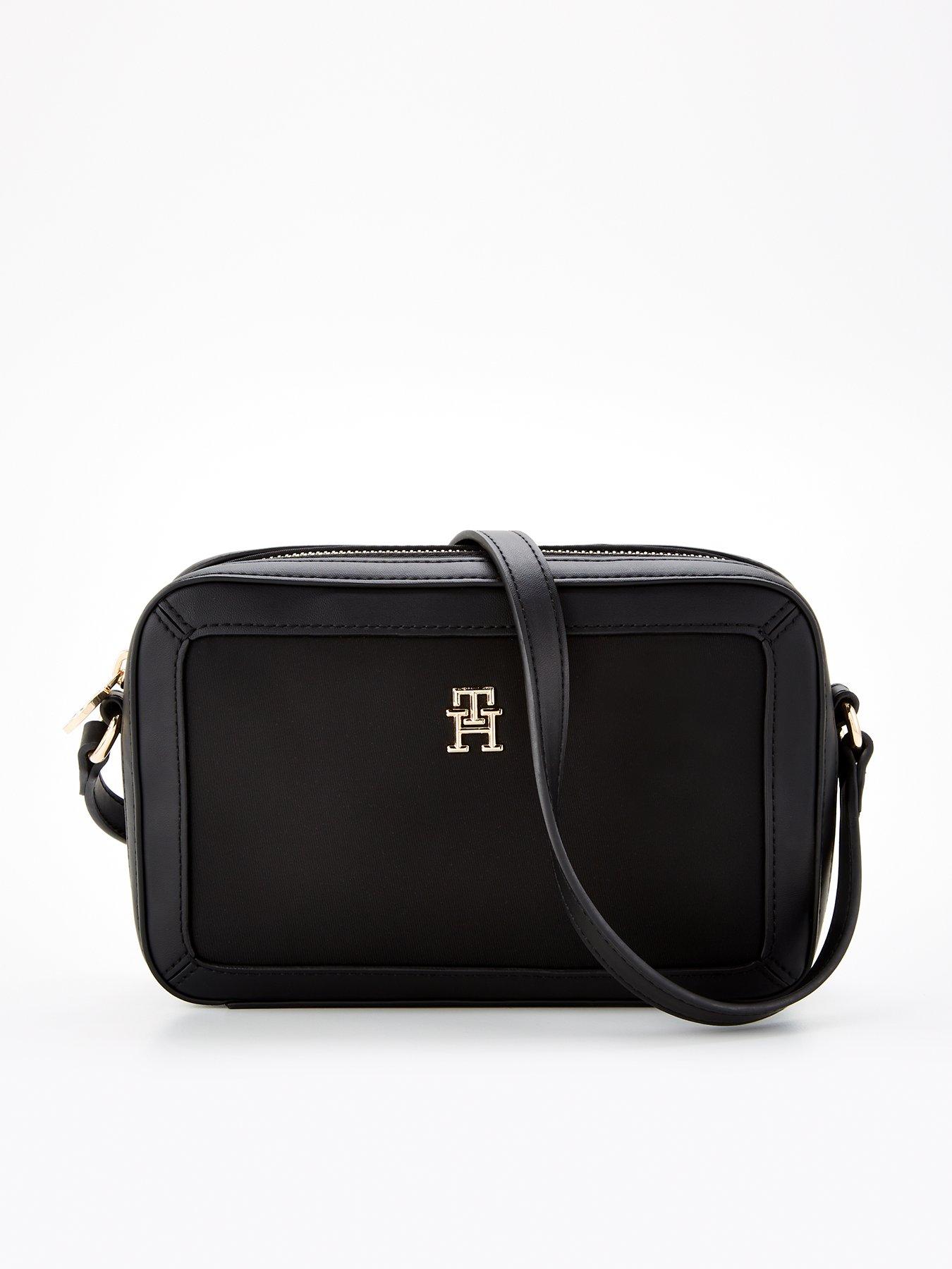 Tommy hilfiger best sale purse black