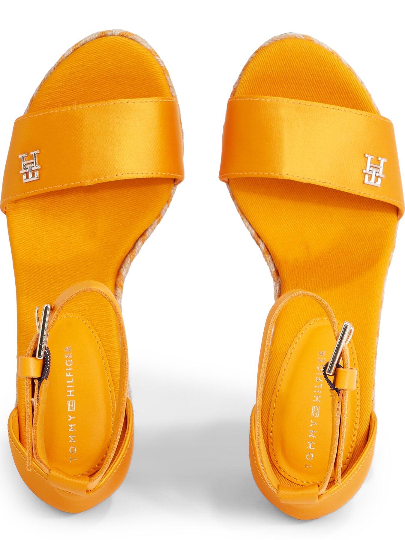 tommy-hilfiger-high-wedge-sandal-orangeoutfit