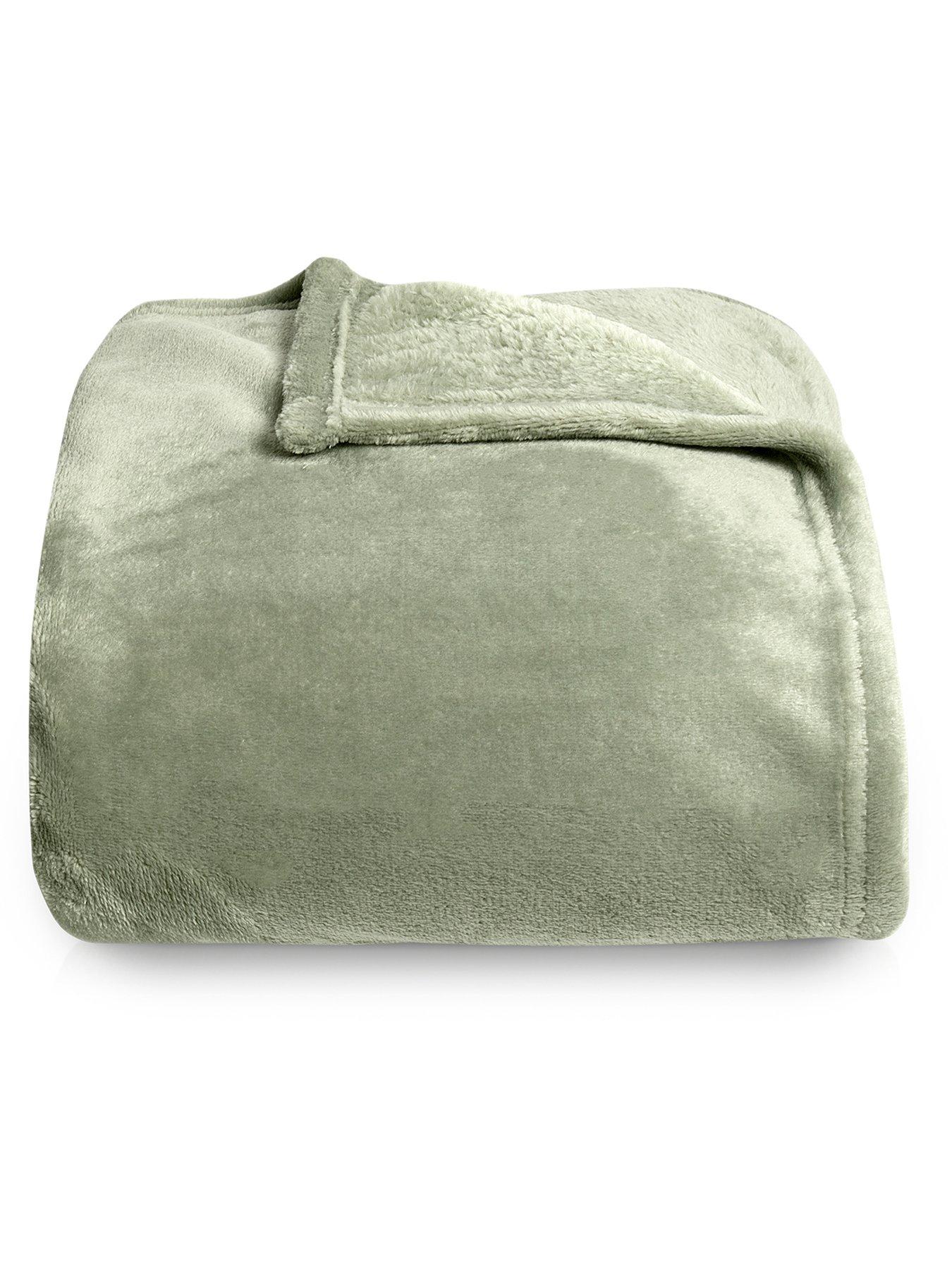 silentnight-supersoftnbspthrow-in-sage