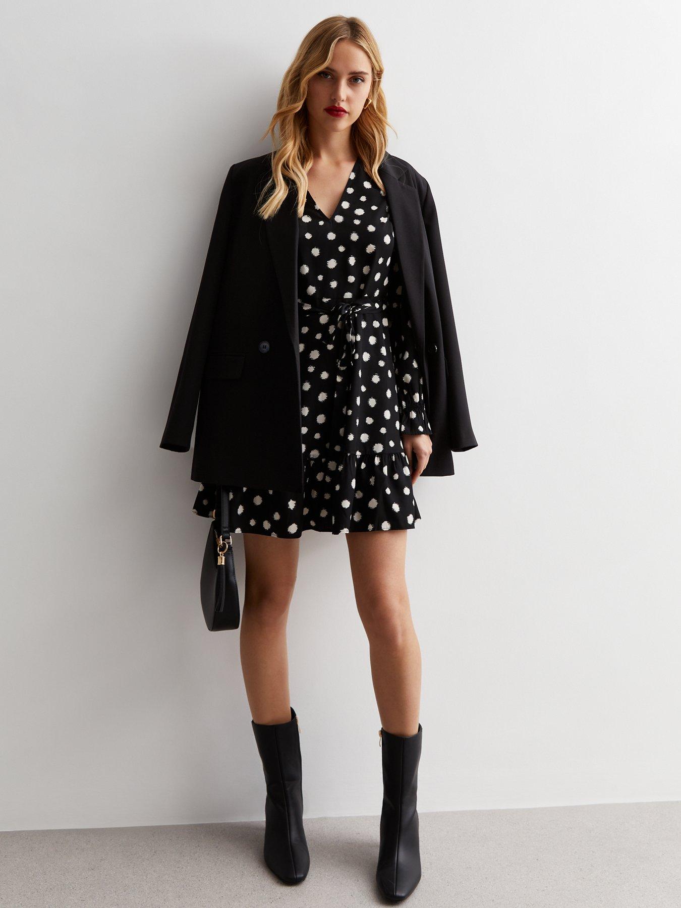 new-look-black-spot-print-v-neck-belted-mini-dressback