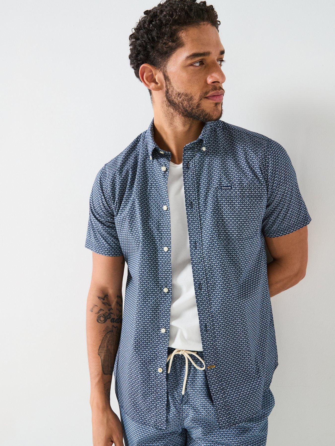 Image 4 of 6 of Barbour Barbour Short Sleeve Shell Print Tailored Fit Shirt - Navy