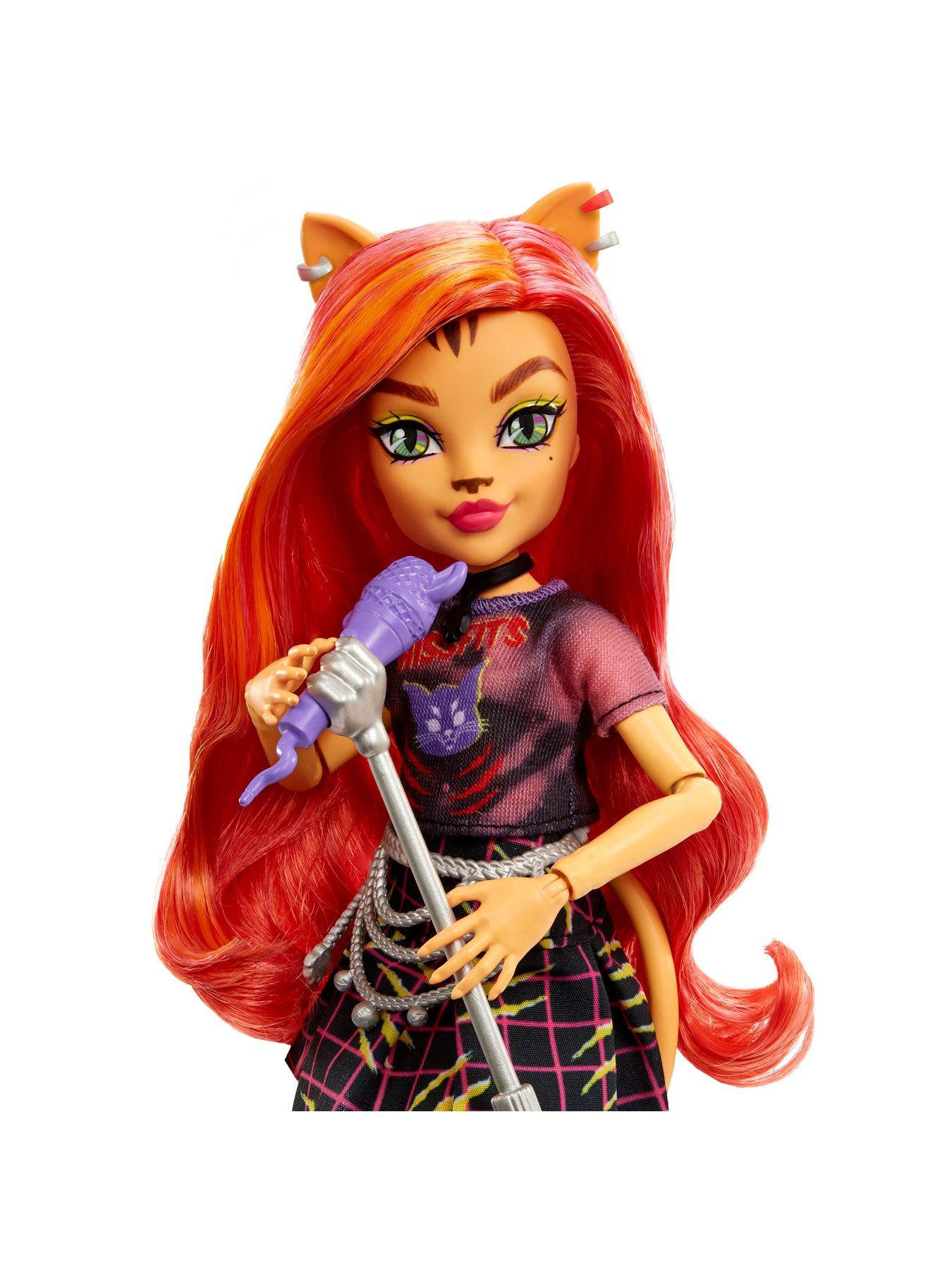 monster-high-toralei-stripe-fashion-doll-amp-accessoriesback