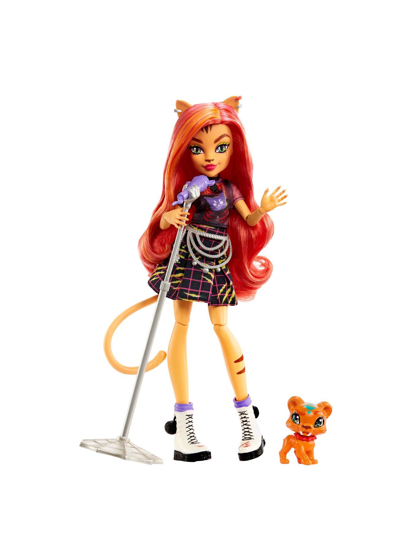 monster-high-toralei-stripe-fashion-doll-amp-accessoriesdetail